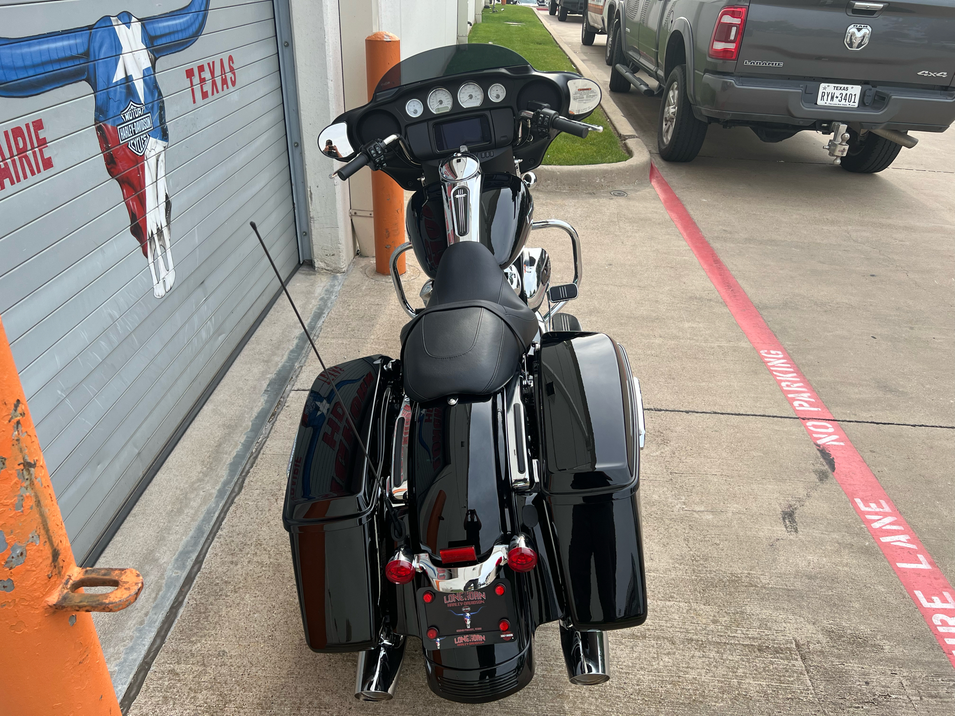 2023 Harley-Davidson Street Glide® in Grand Prairie, Texas - Photo 6