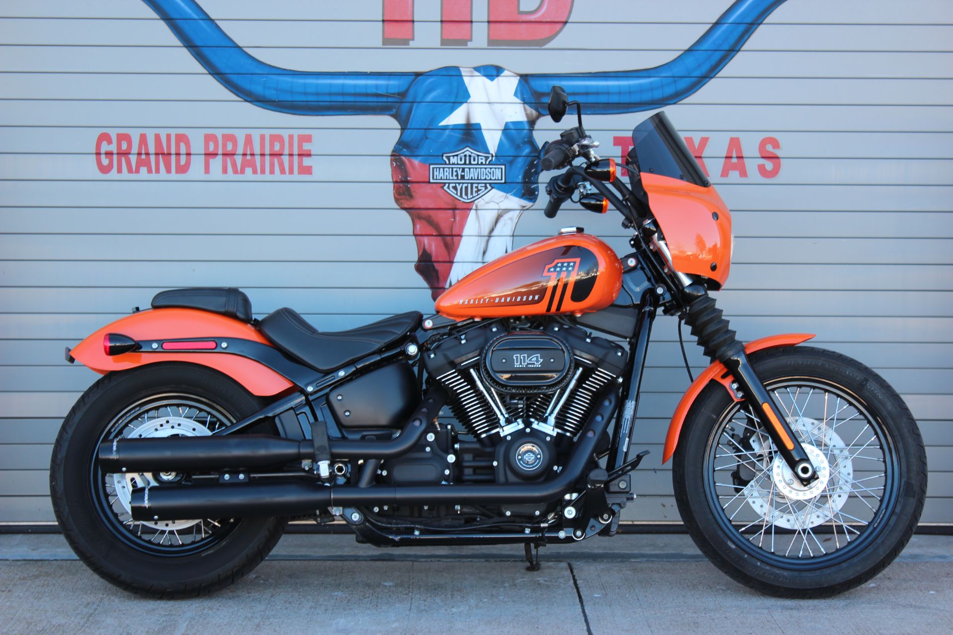 2021 Harley-Davidson Street Bob® 114 in Grand Prairie, Texas - Photo 3