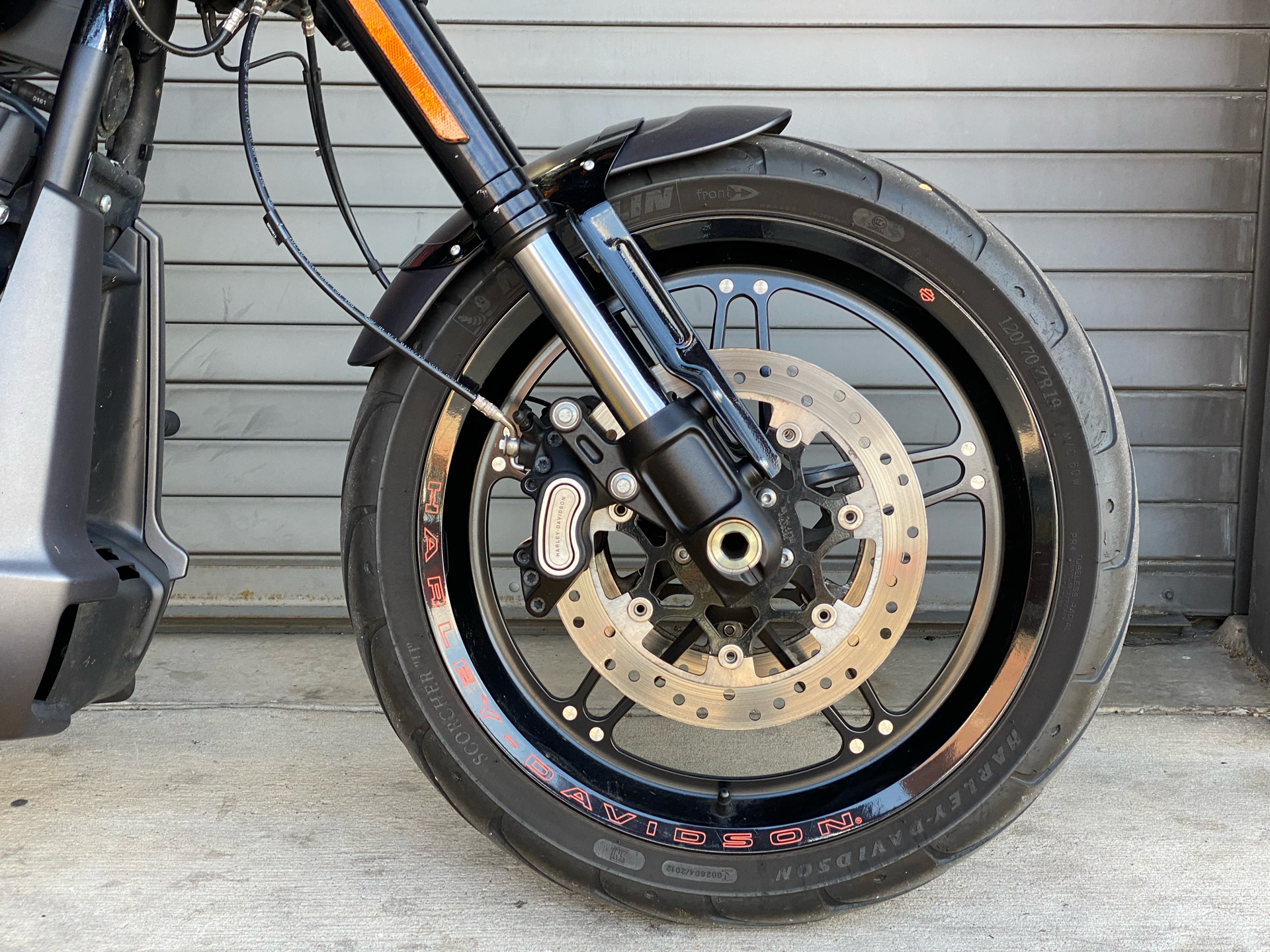 2019 Harley-Davidson FXDR™ 114 in Carrollton, Texas - Photo 4