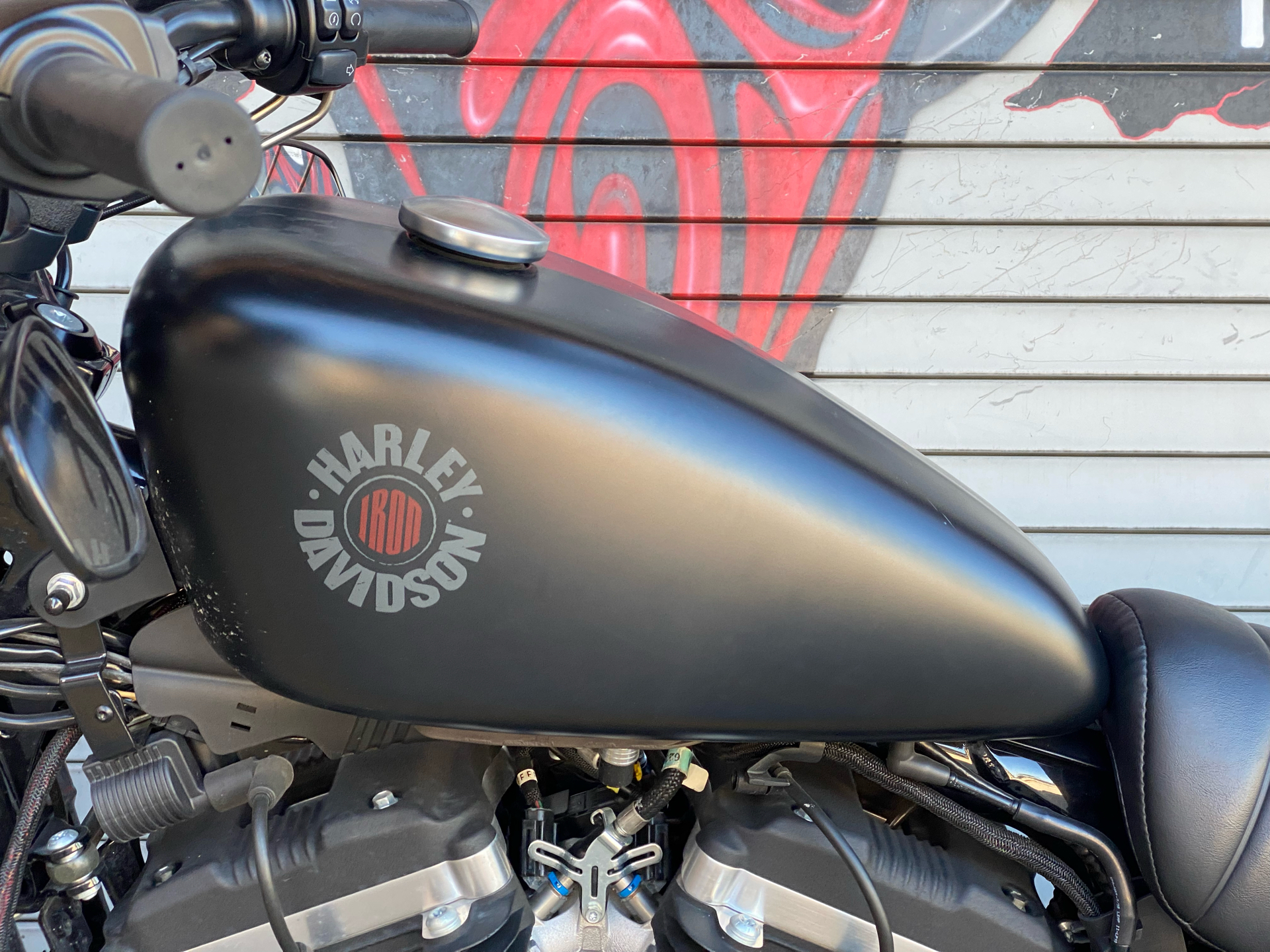 2019 Harley-Davidson Iron 883™ in Carrollton, Texas - Photo 16