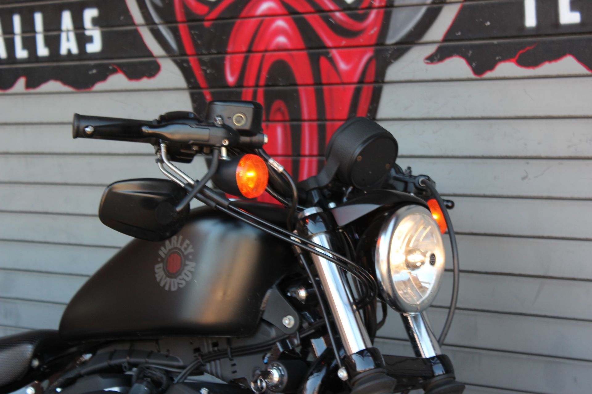 2019 Harley-Davidson Iron 883™ in Carrollton, Texas - Photo 2