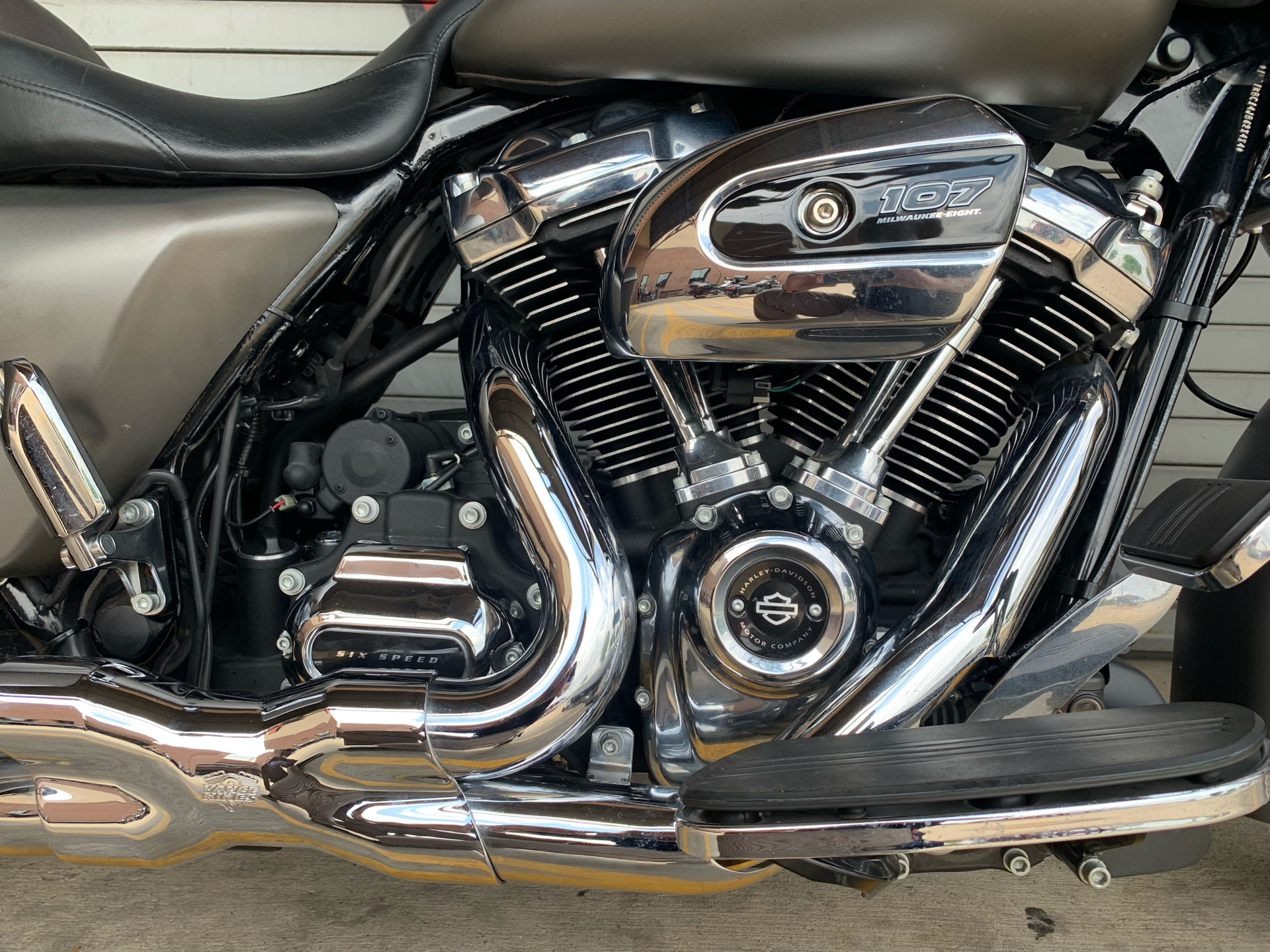 2018 Harley-Davidson Street Glide® in Carrollton, Texas - Photo 6