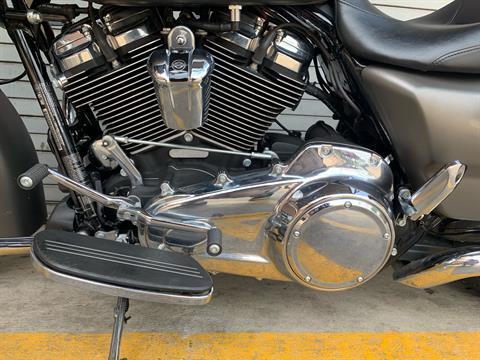 2018 Harley-Davidson Street Glide® in Carrollton, Texas - Photo 14
