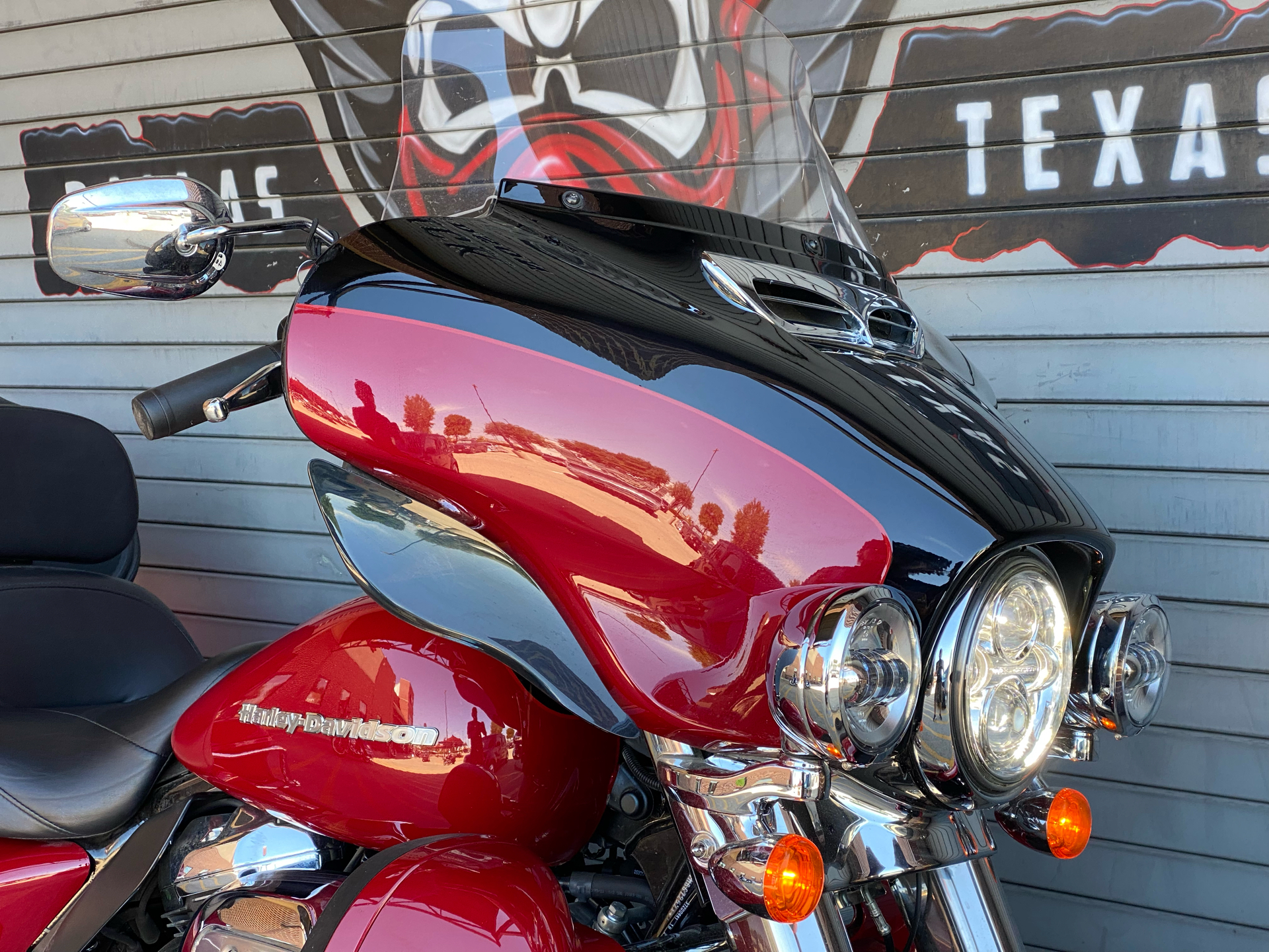 2021 Harley-Davidson Ultra Limited in Carrollton, Texas - Photo 2