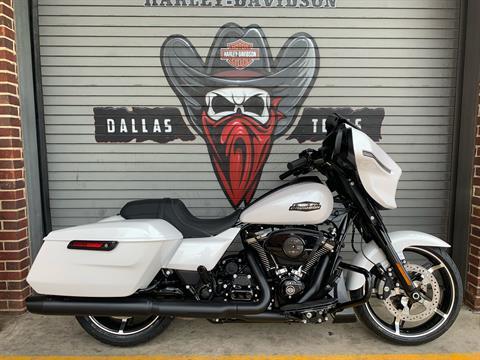 2024 Harley-Davidson Street Glide® in Carrollton, Texas - Photo 3