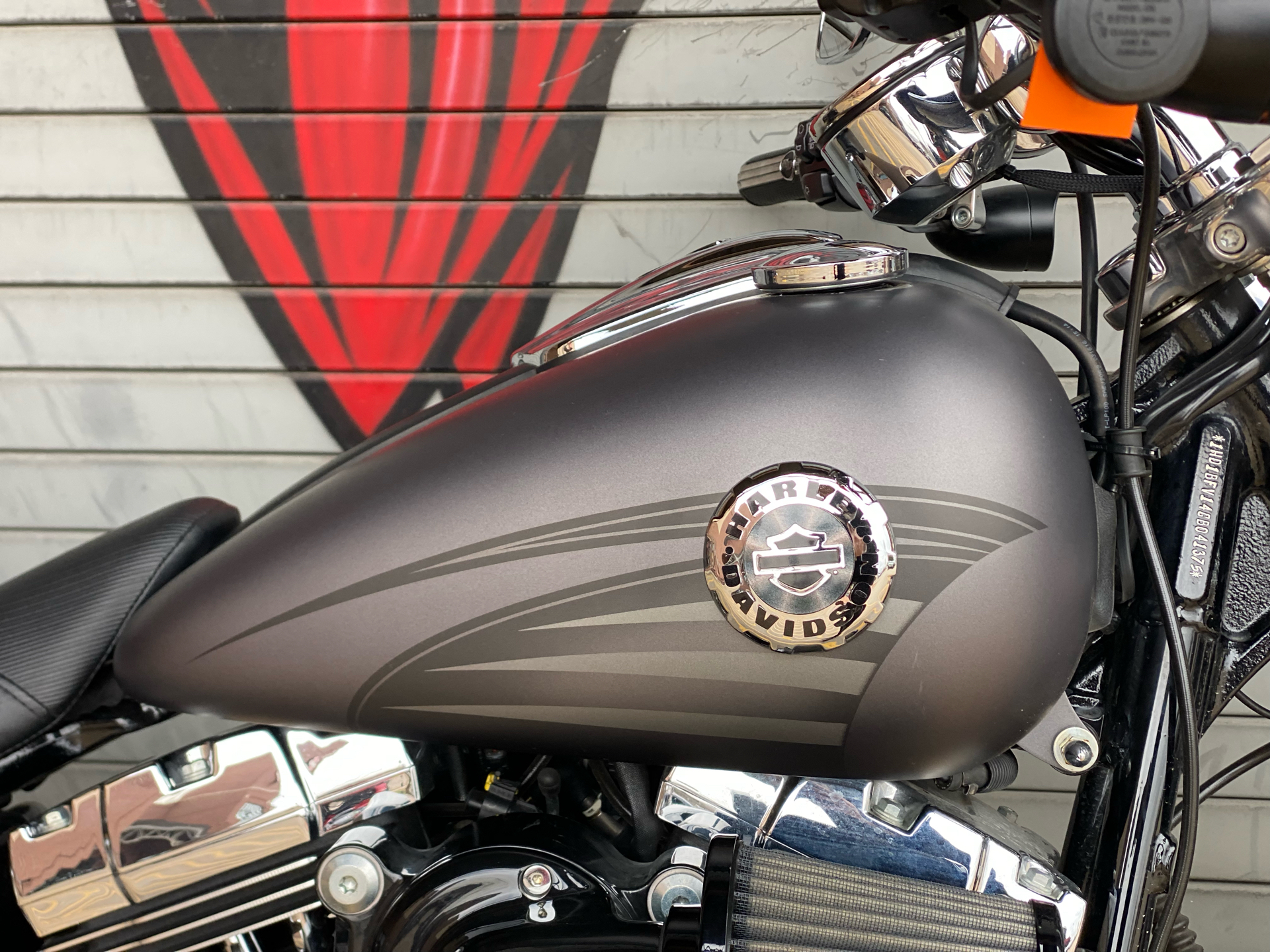 2016 Harley-Davidson Breakout® in Carrollton, Texas - Photo 5