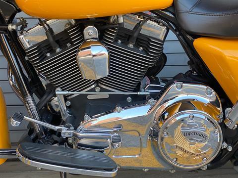 2013 Harley-Davidson Street Glide® in Carrollton, Texas - Photo 15