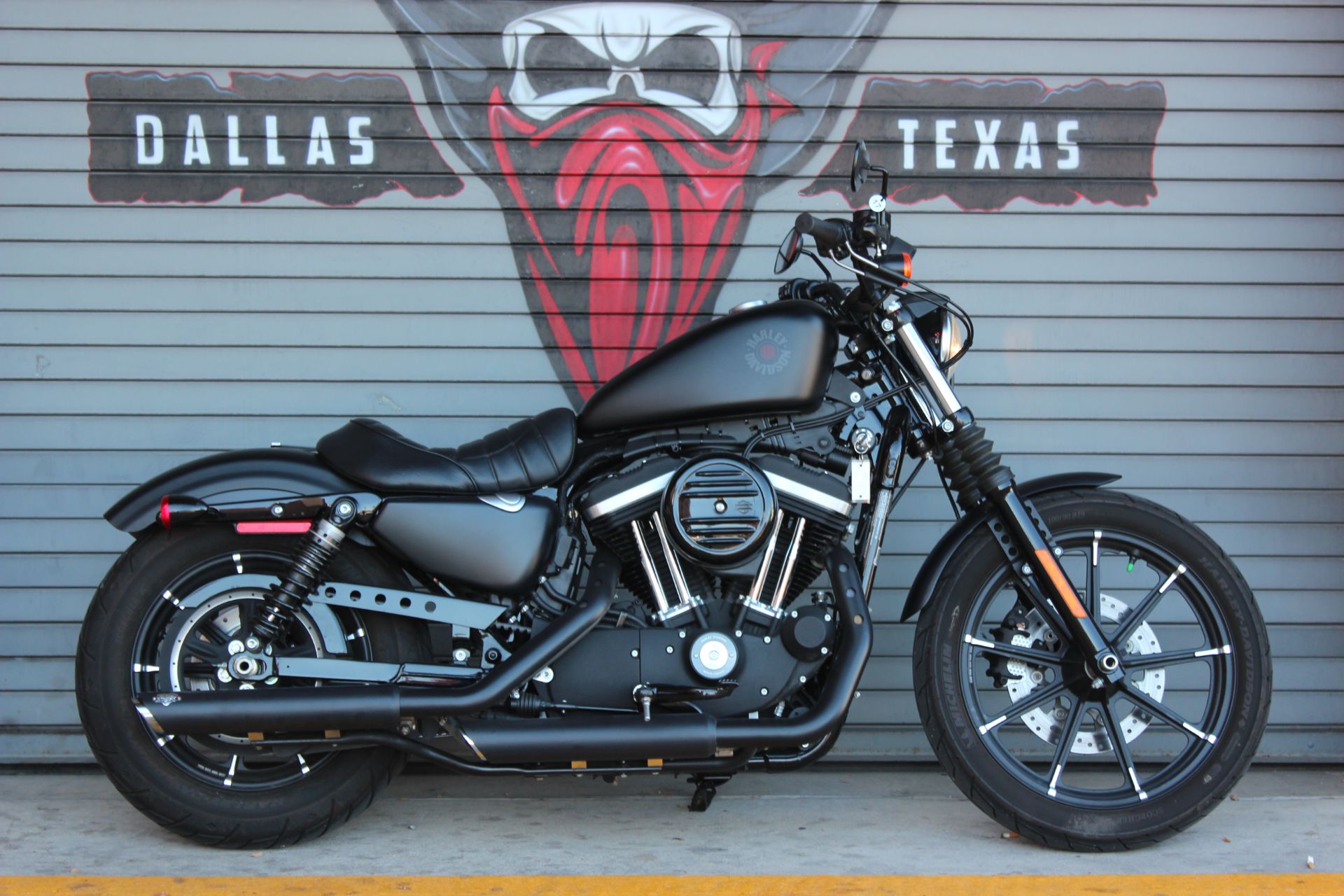 2020 Harley-Davidson Iron 883™ in Carrollton, Texas - Photo 3