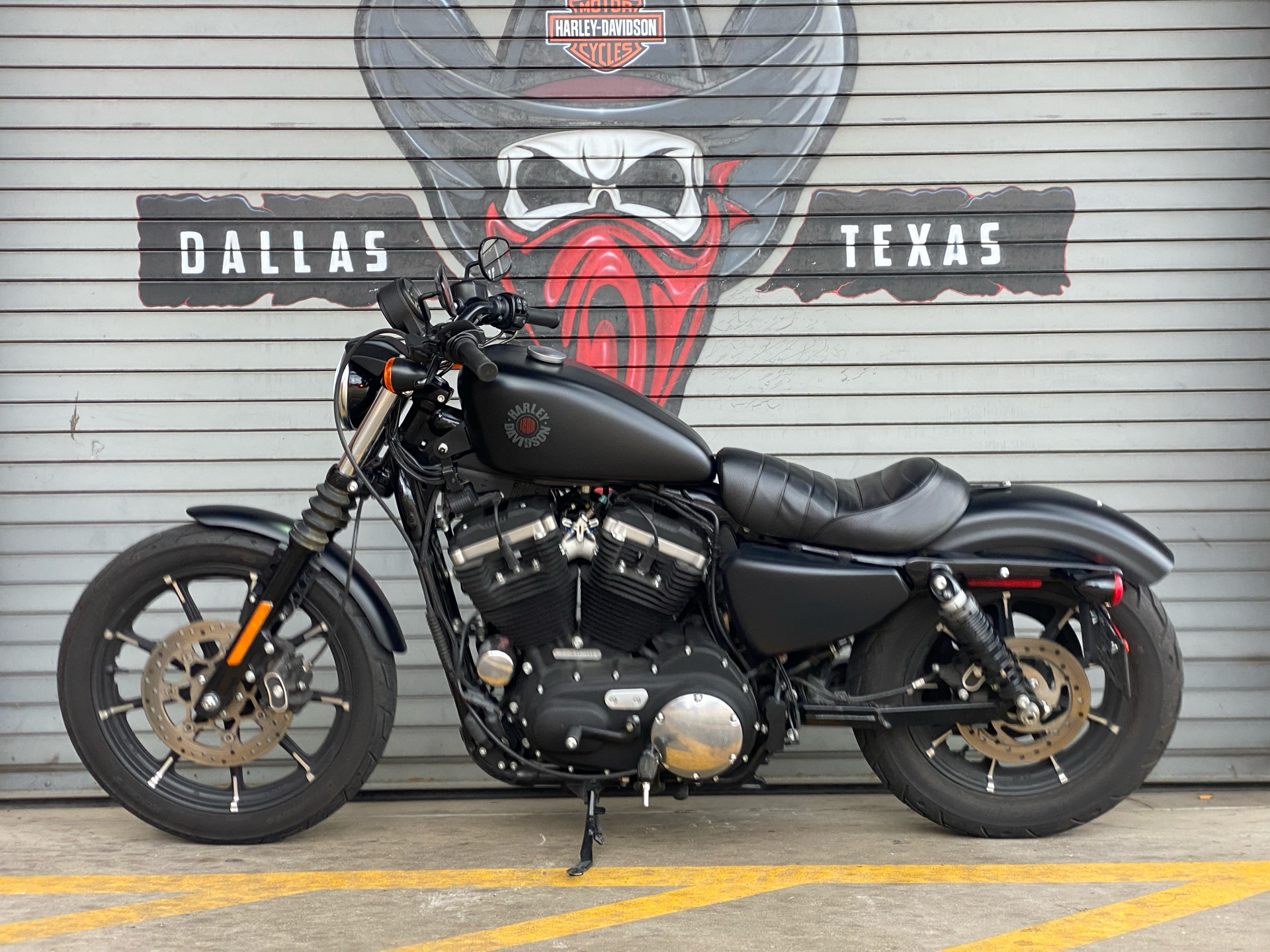 2020 Harley-Davidson Iron 883™ in Carrollton, Texas - Photo 11