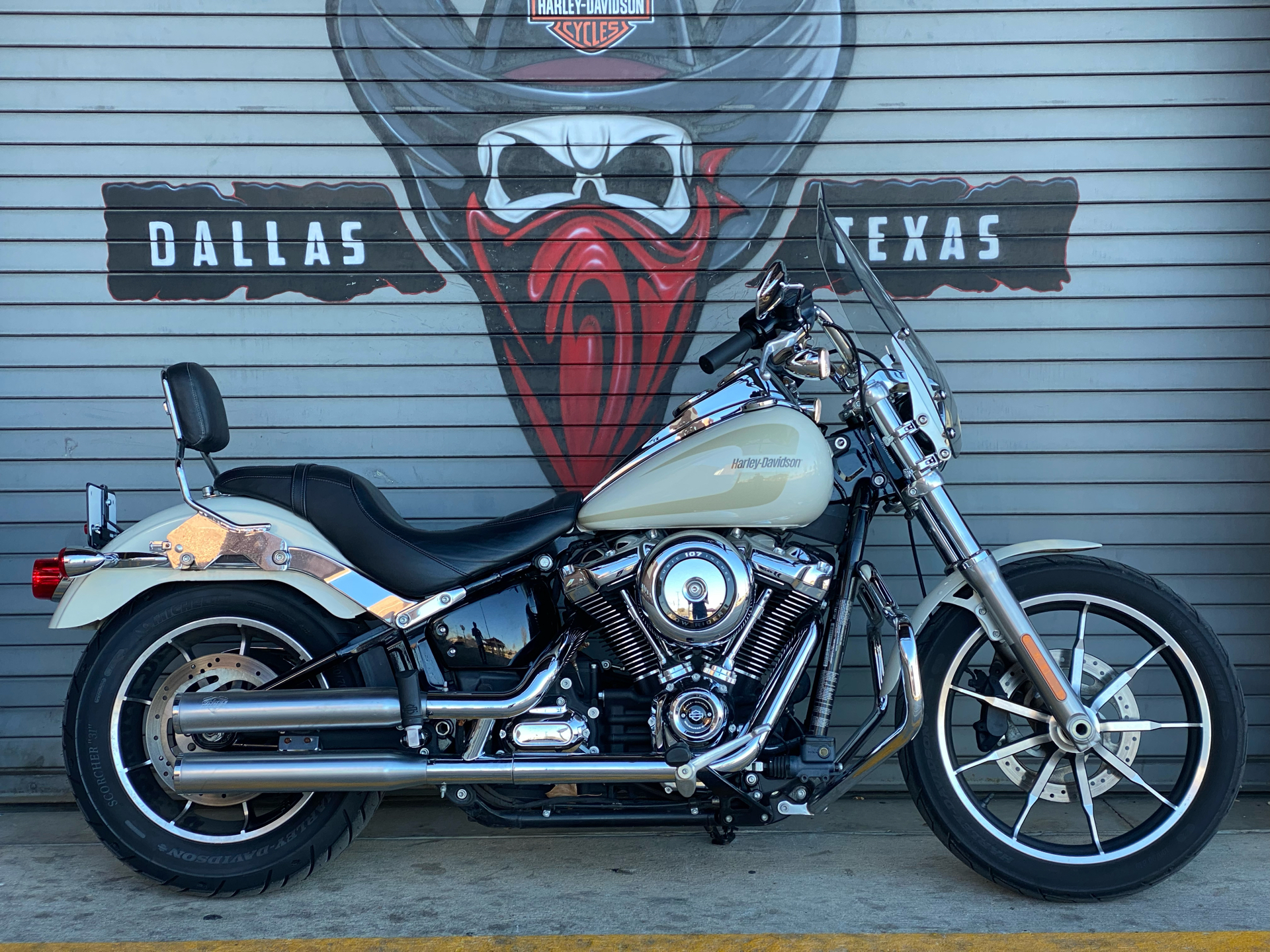 2018 Harley-Davidson Low Rider® 107 in Carrollton, Texas - Photo 3