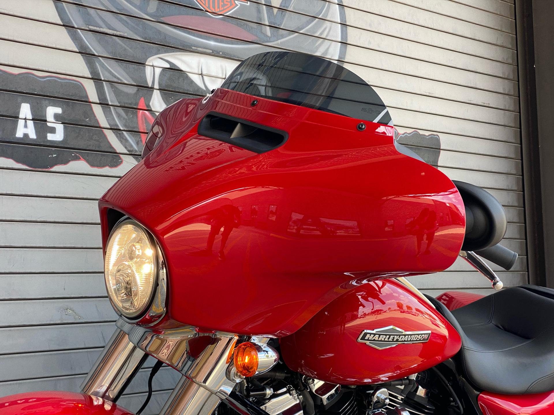 2023 Harley-Davidson Street Glide® in Carrollton, Texas - Photo 16