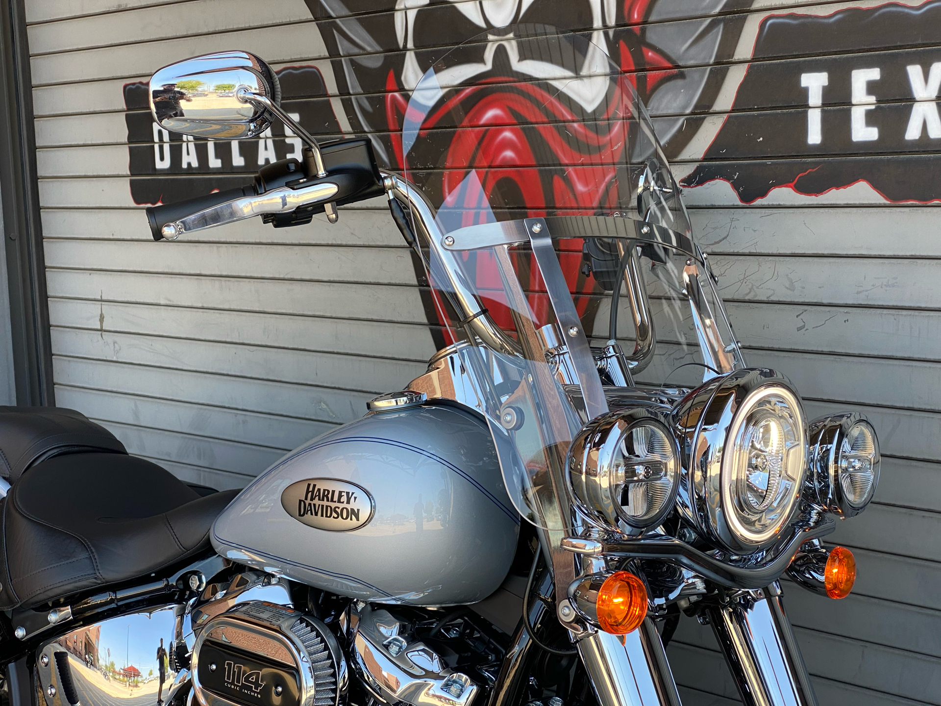 2024 Harley-Davidson Heritage Classic 114 in Carrollton, Texas - Photo 2