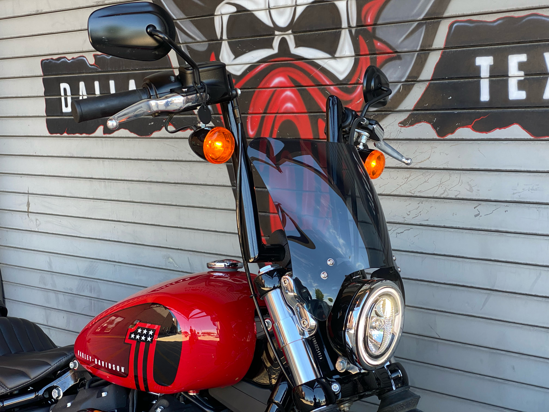 2022 Harley-Davidson Street Bob® 114 in Carrollton, Texas - Photo 2