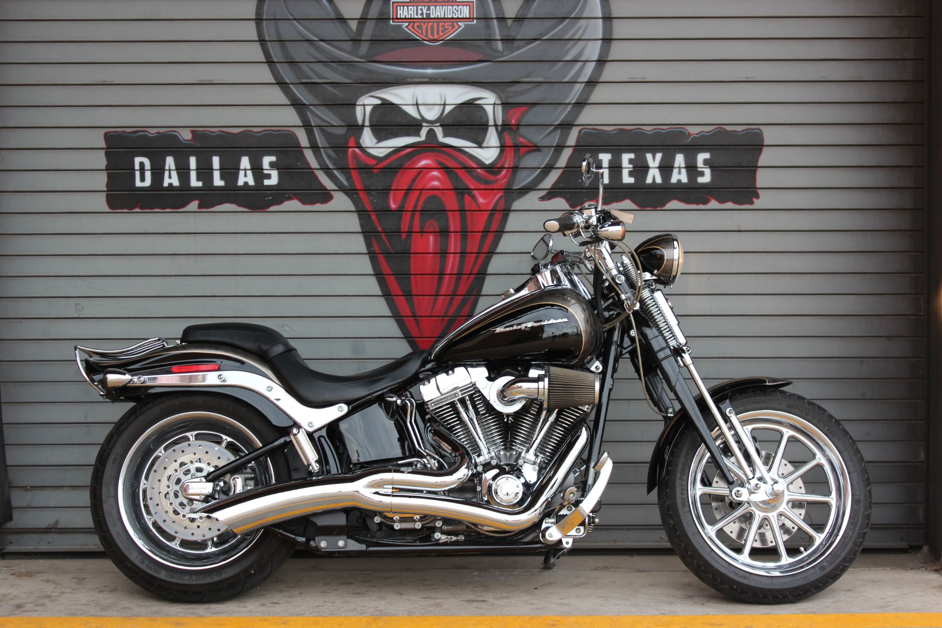 2008 Harley-Davidson CVO™ Screamin' Eagle® Softail® Springer® in Carrollton, Texas - Photo 3