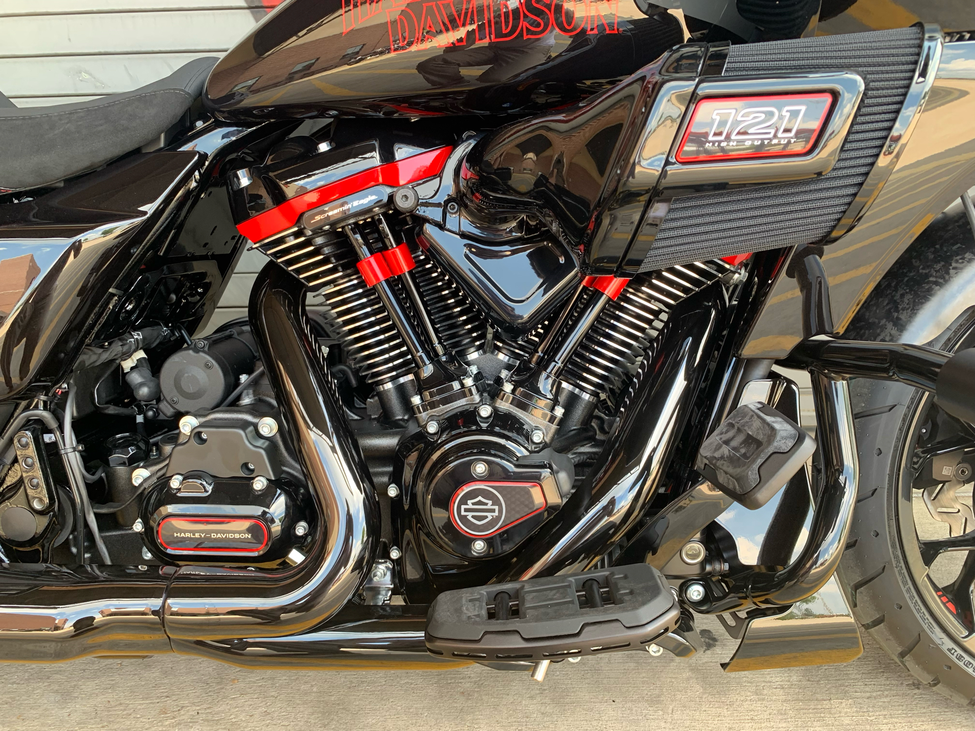 2024 Harley-Davidson CVO™ Road Glide® ST in Carrollton, Texas - Photo 6