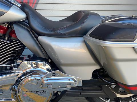 2019 Harley-Davidson CVO™ Street Glide® in Carrollton, Texas - Photo 17