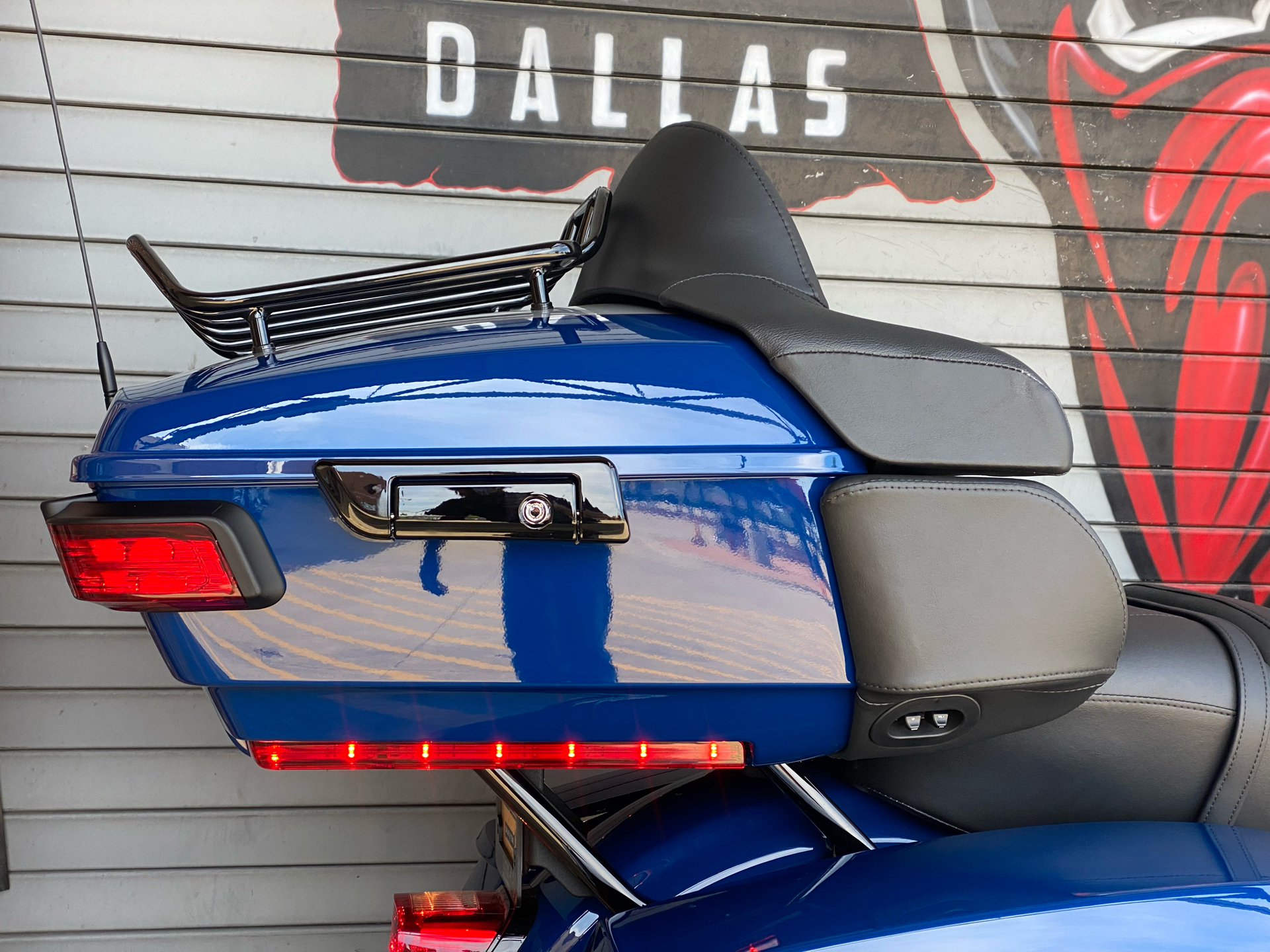 2023 Harley-Davidson Ultra Limited in Carrollton, Texas - Photo 10