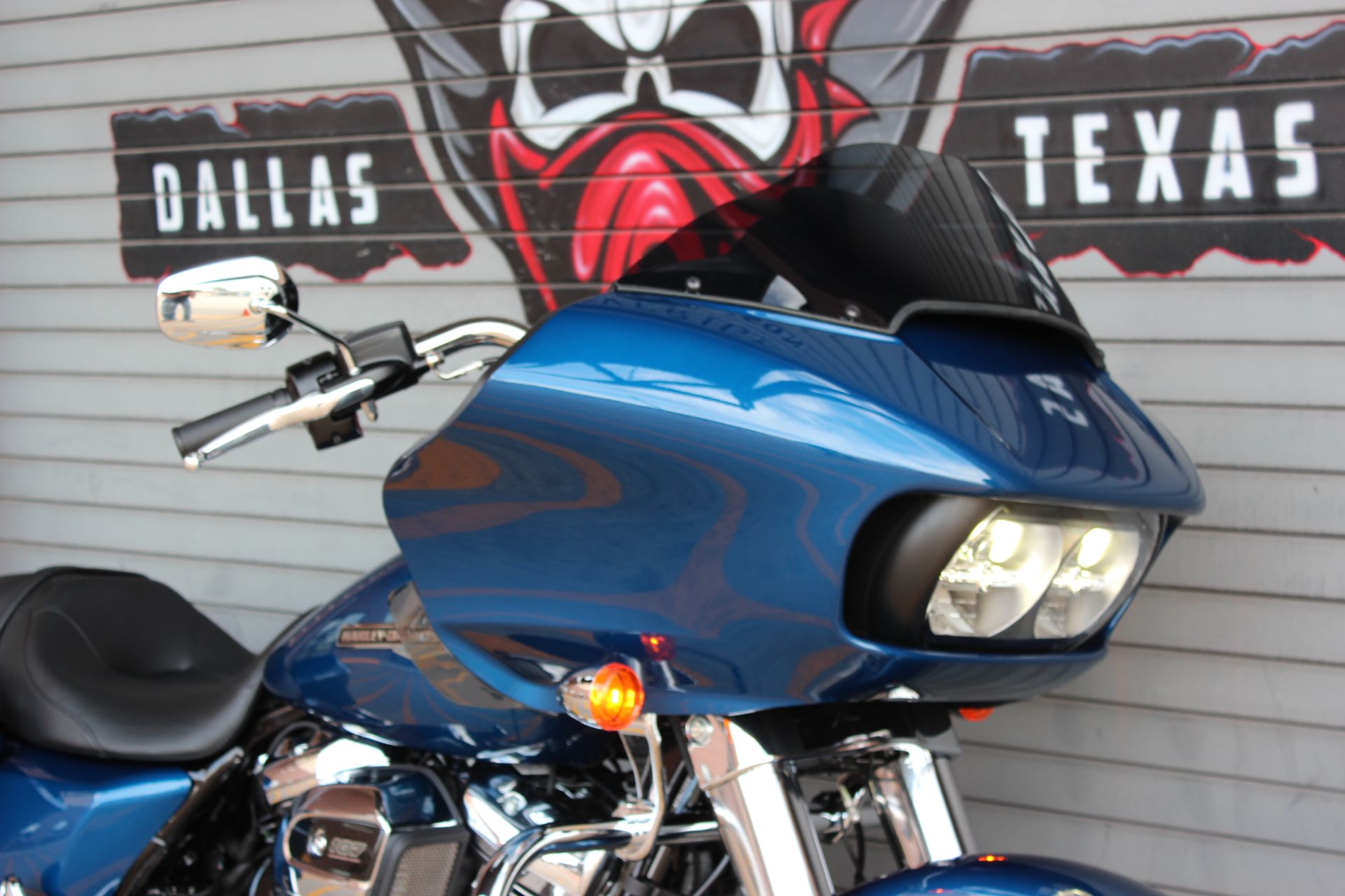 2022 Harley-Davidson Road Glide® in Carrollton, Texas - Photo 2