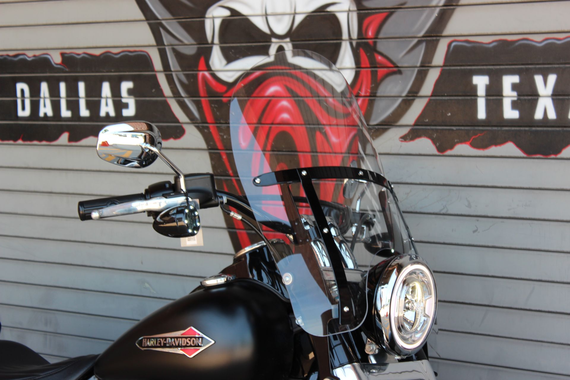 2020 Harley-Davidson Softail Slim® in Carrollton, Texas - Photo 2