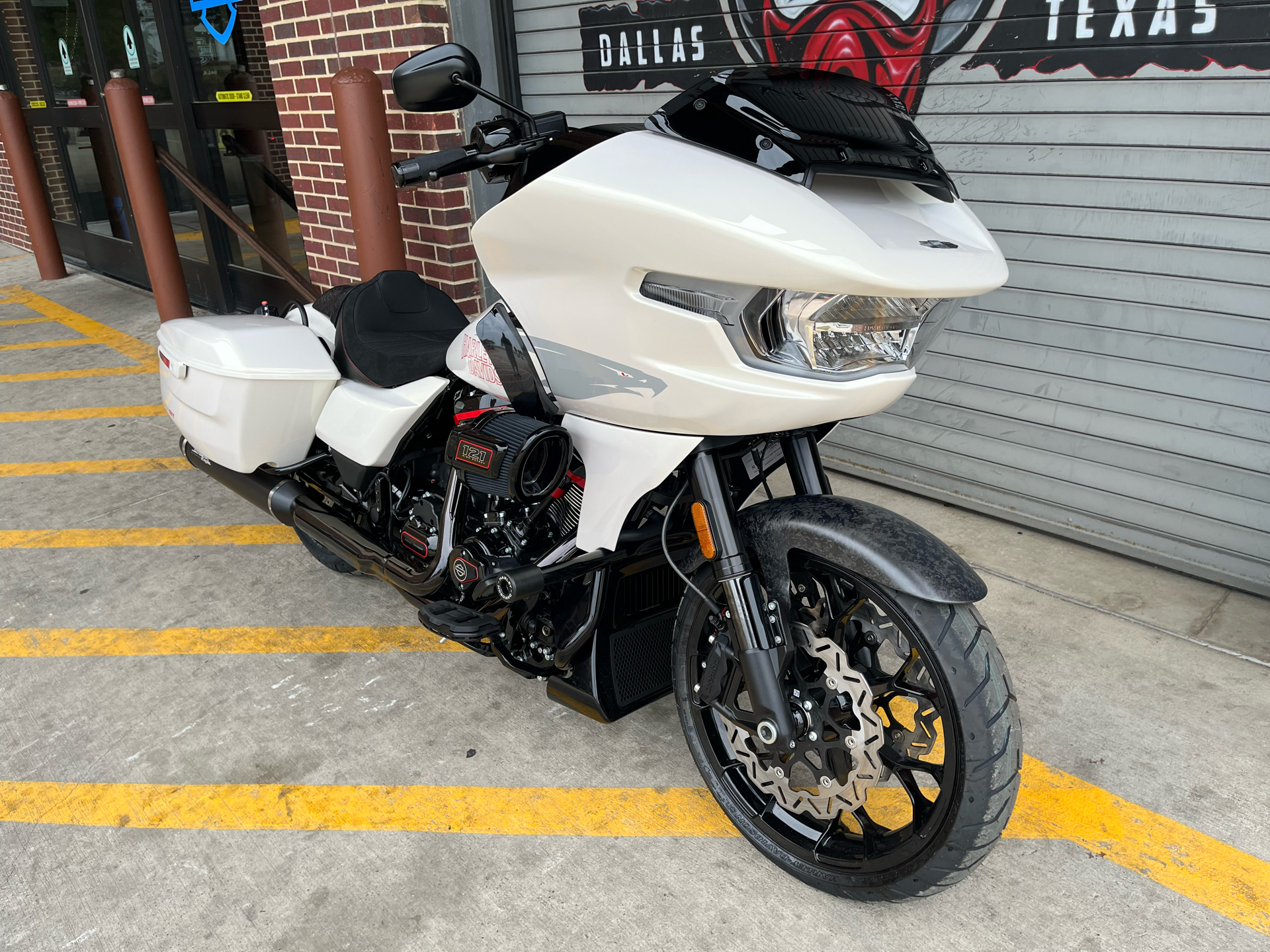 2024 Harley-Davidson CVO™ Road Glide® ST in Carrollton, Texas - Photo 2