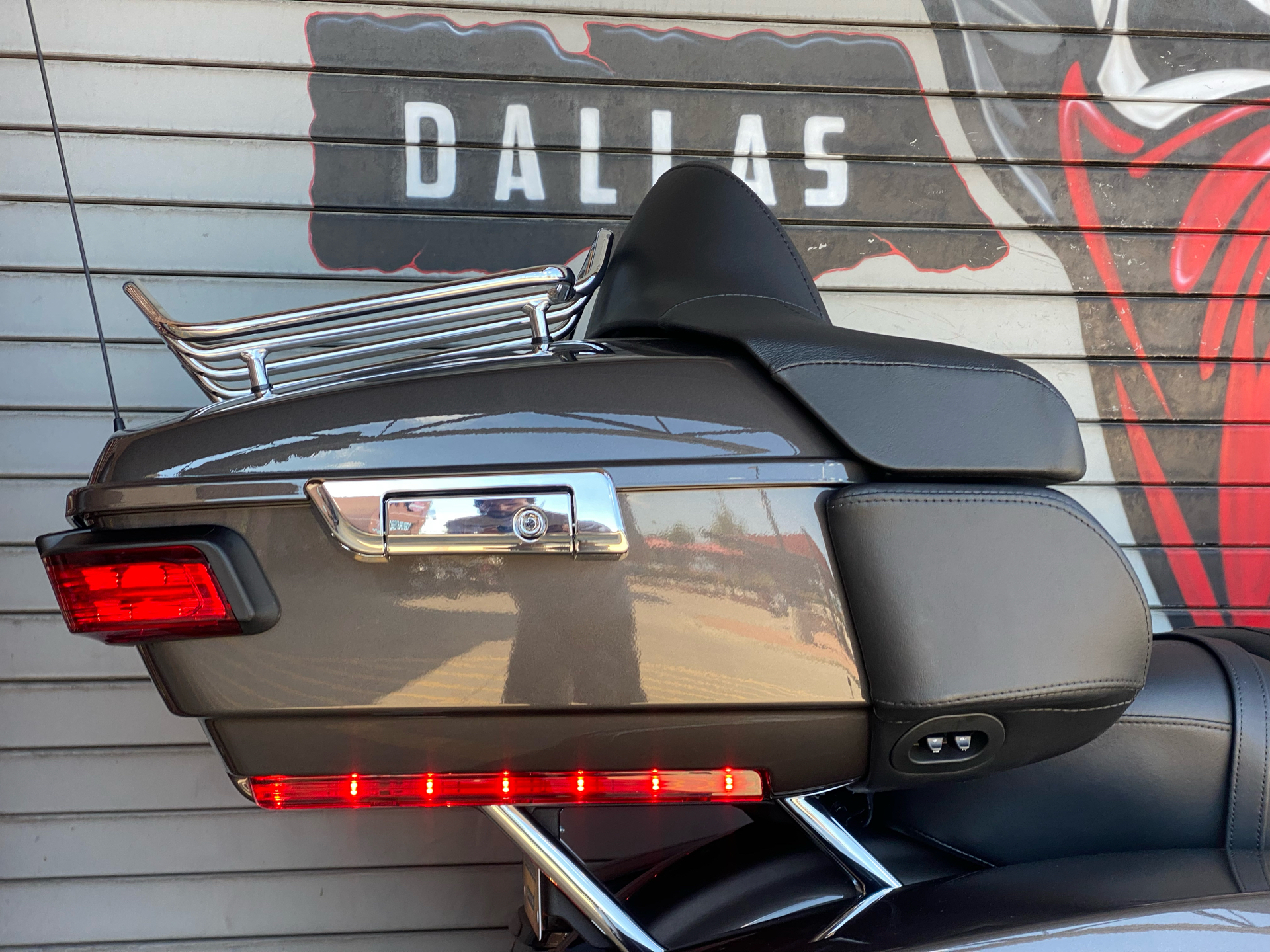 2023 Harley-Davidson Ultra Limited in Carrollton, Texas - Photo 9