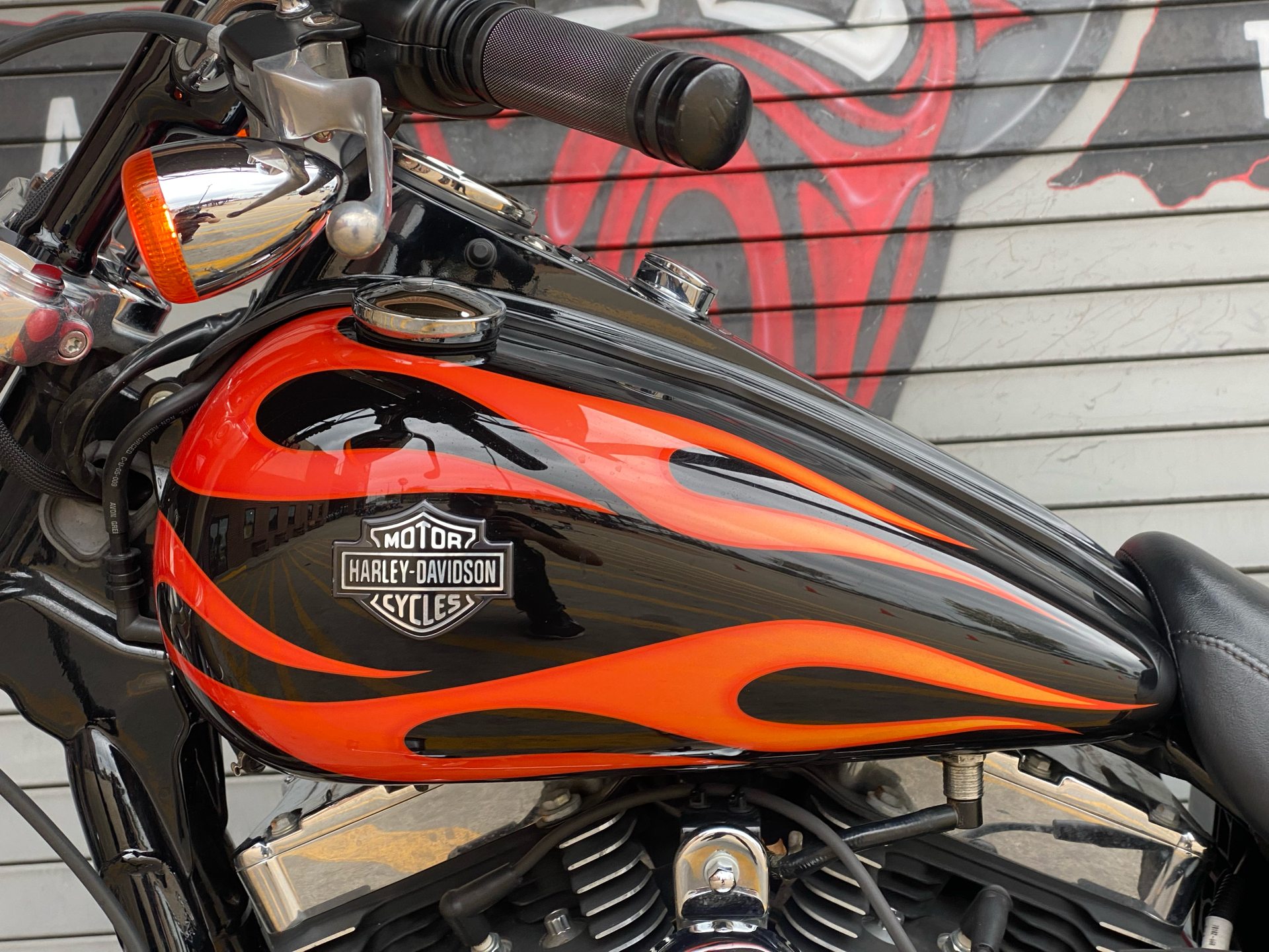 2010 Harley-Davidson Dyna® Wide Glide® in Carrollton, Texas - Photo 16