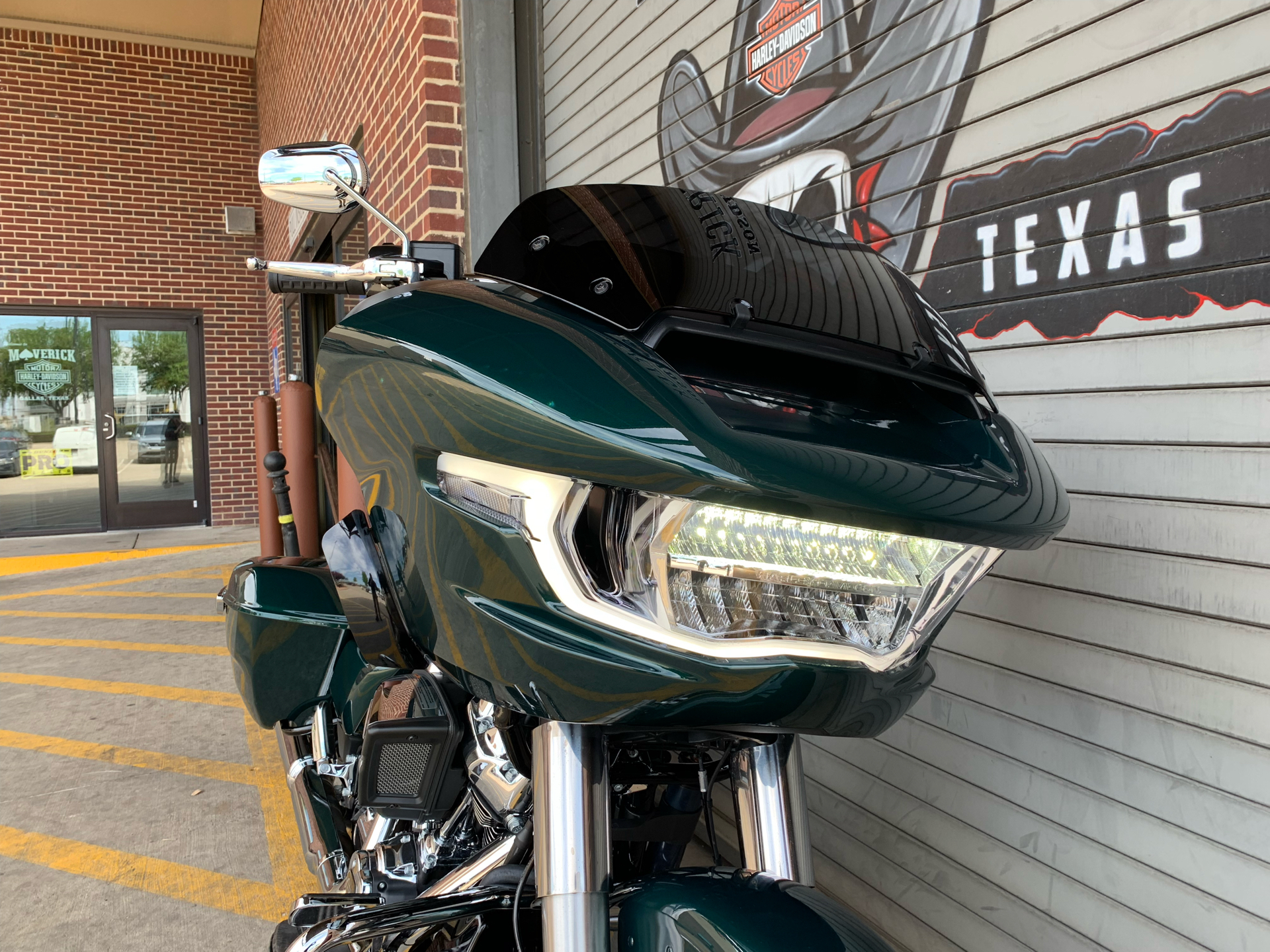 2024 Harley-Davidson Road Glide® in Carrollton, Texas - Photo 2