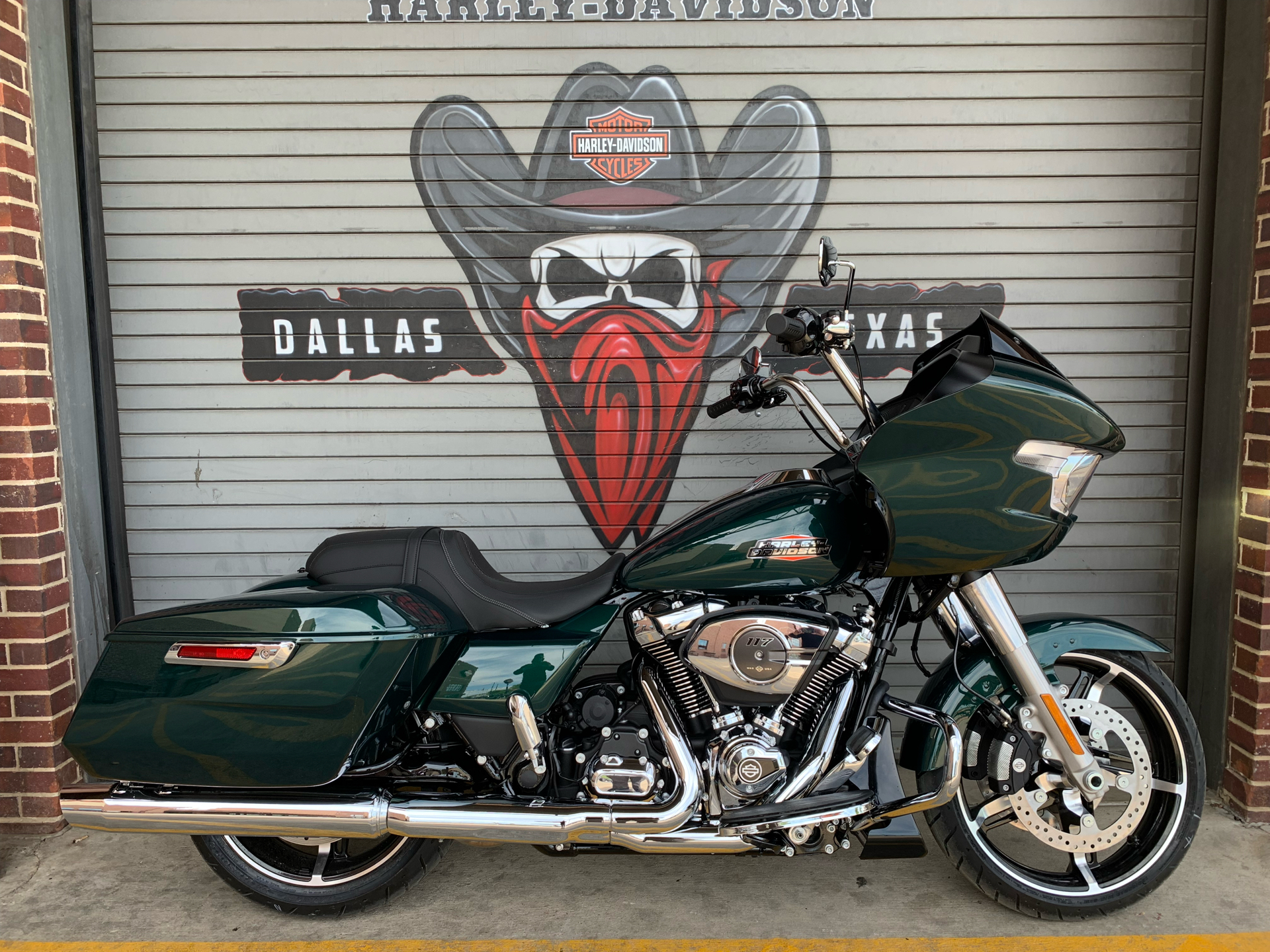 2024 Harley-Davidson Road Glide® in Carrollton, Texas - Photo 3