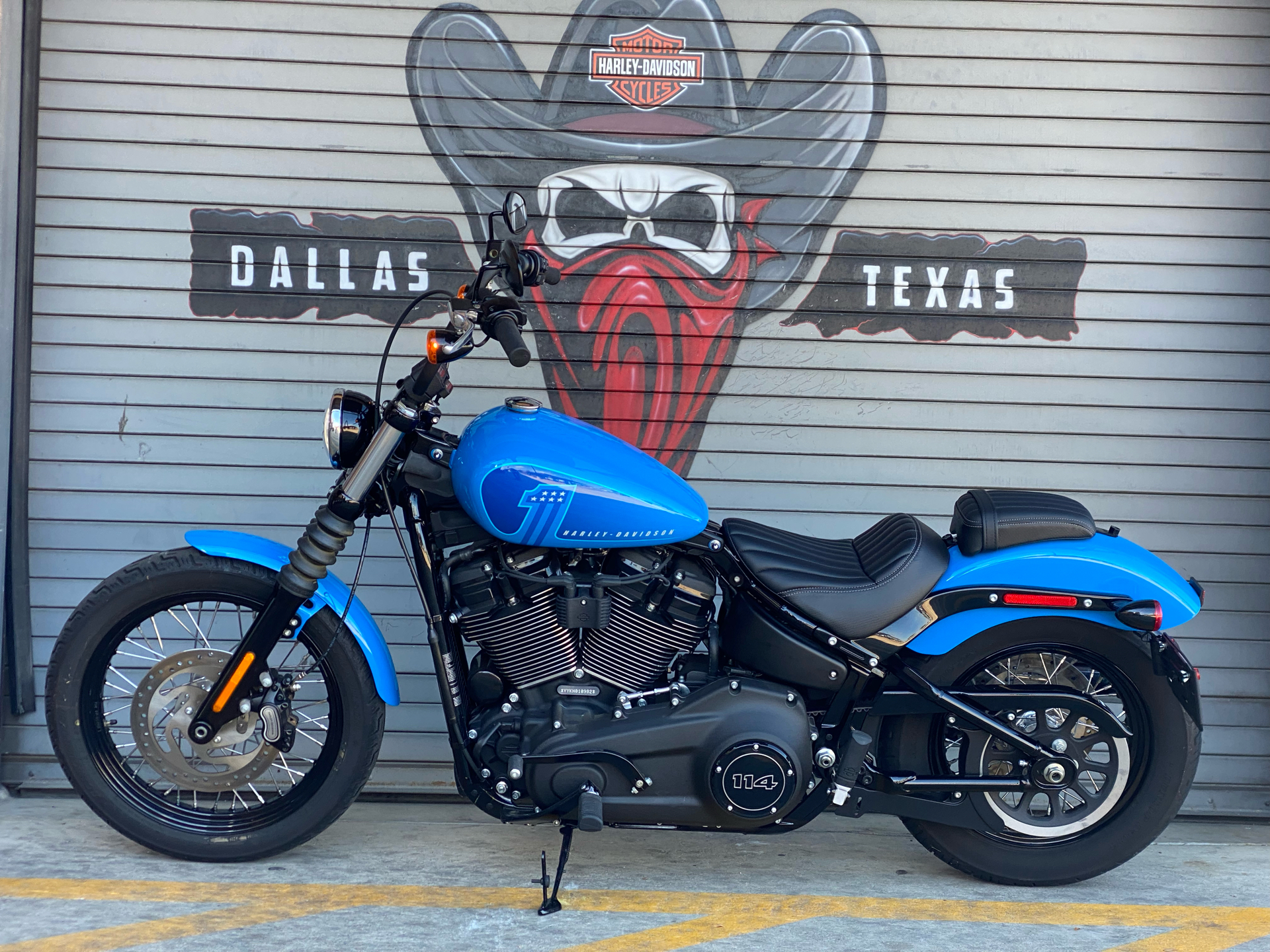 2022 Harley-Davidson Street Bob in Carrollton, Texas - Photo 11