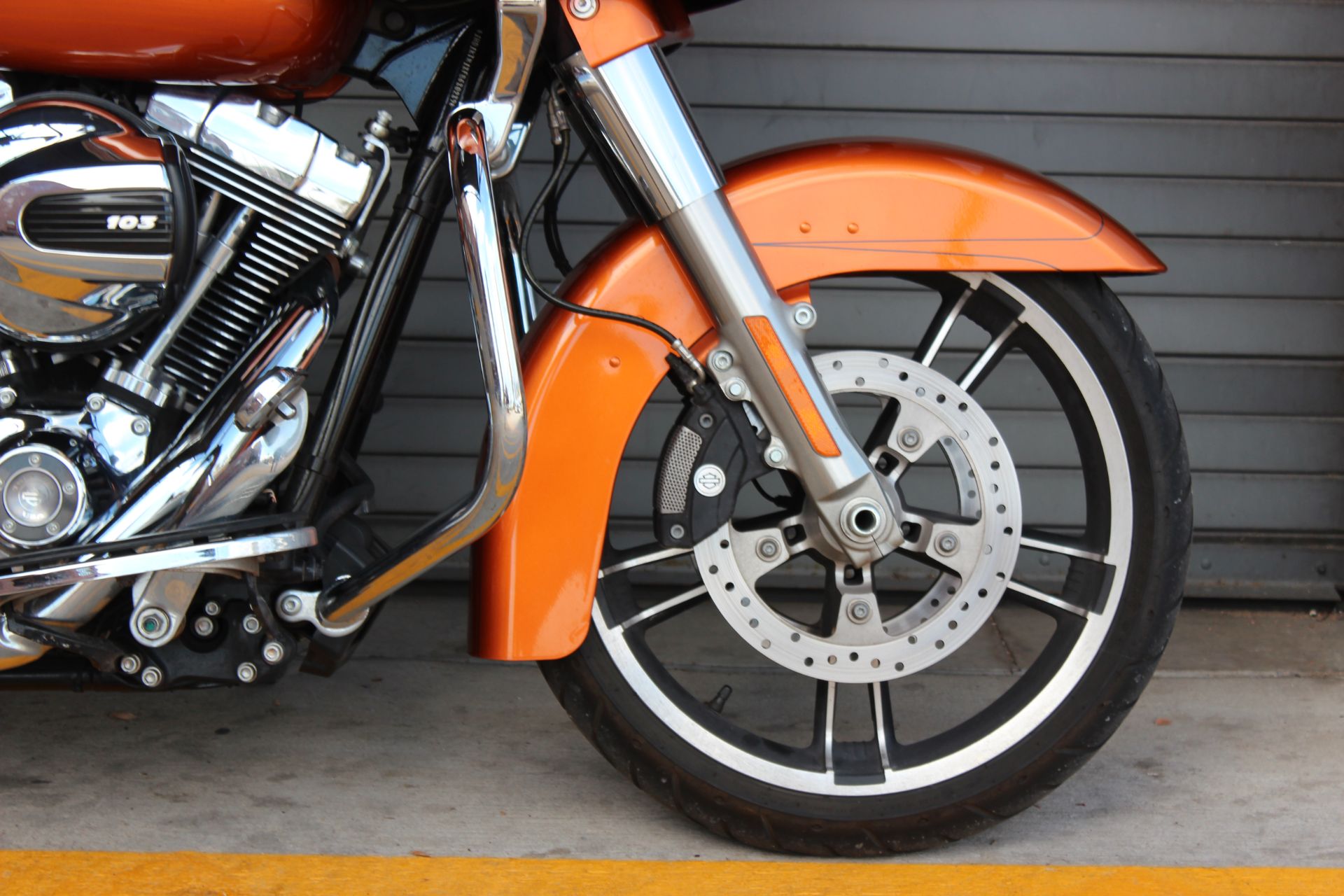 2015 Harley-Davidson Road Glide® Special in Carrollton, Texas - Photo 4