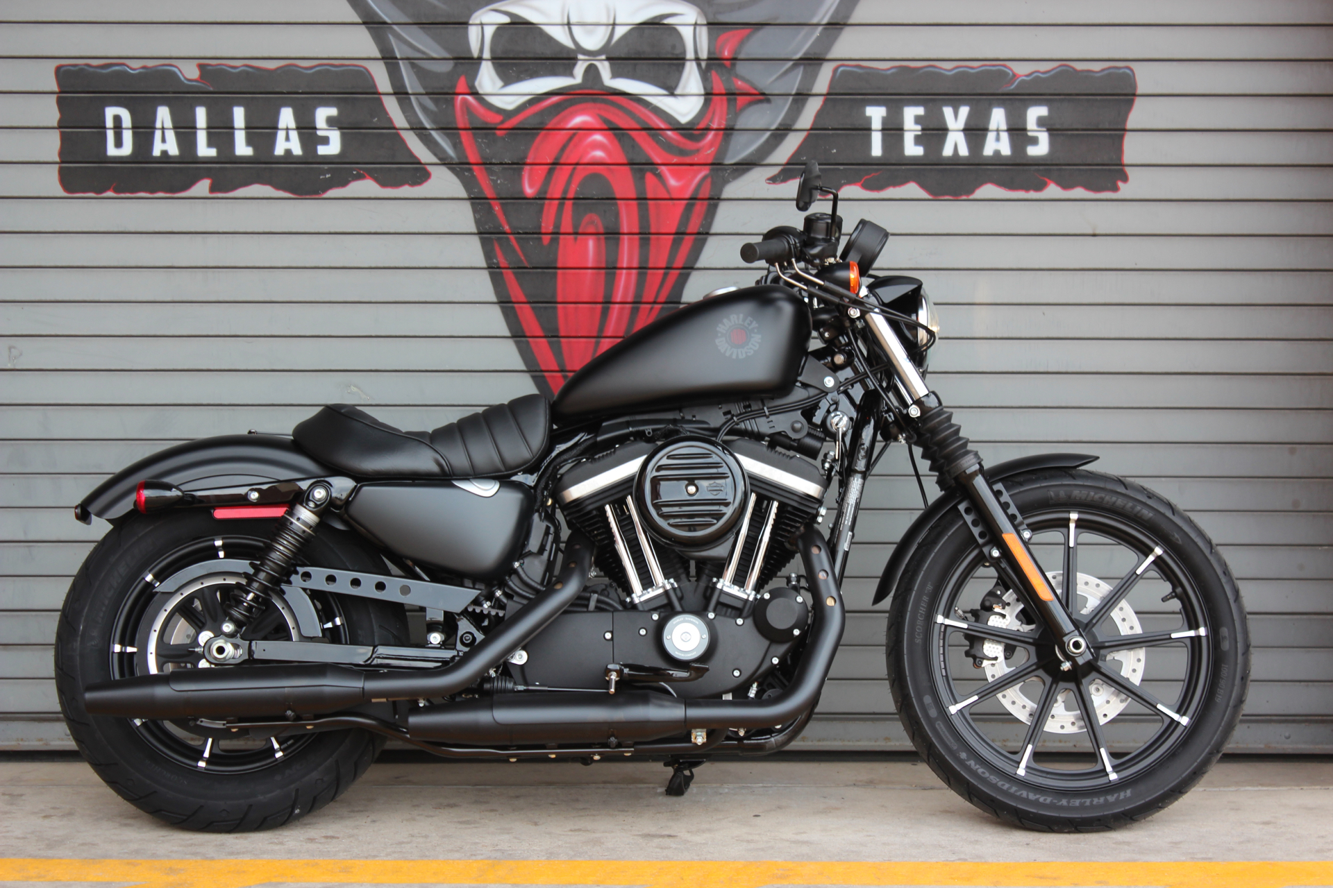 2022 Harley-Davidson Iron 883™ in Carrollton, Texas - Photo 3