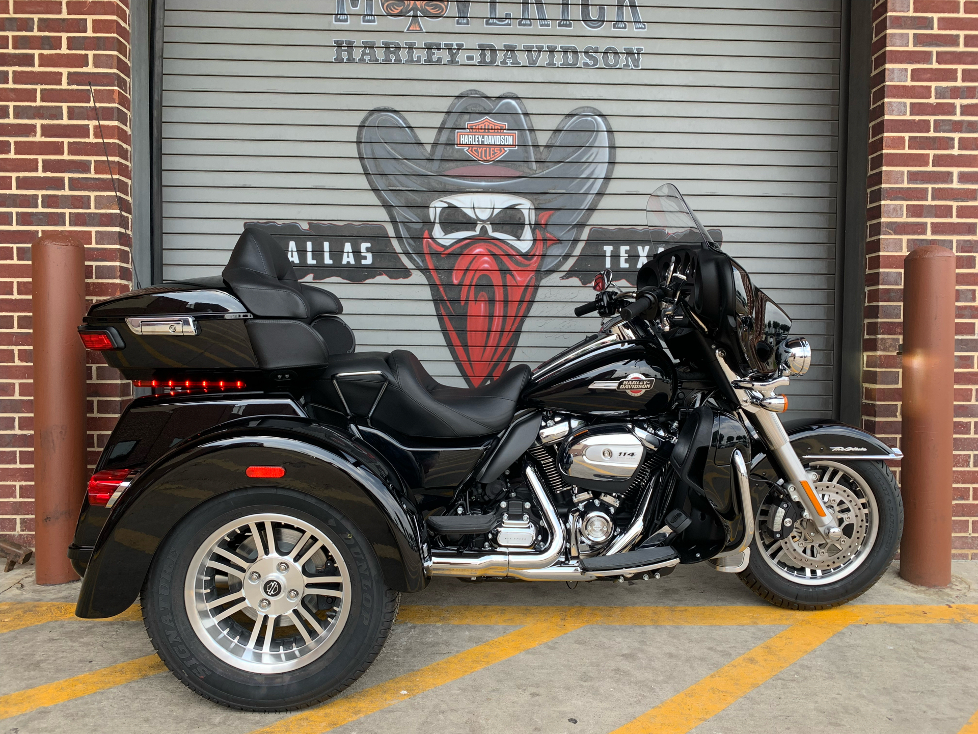2024 Harley-Davidson Tri Glide® Ultra in Carrollton, Texas - Photo 1