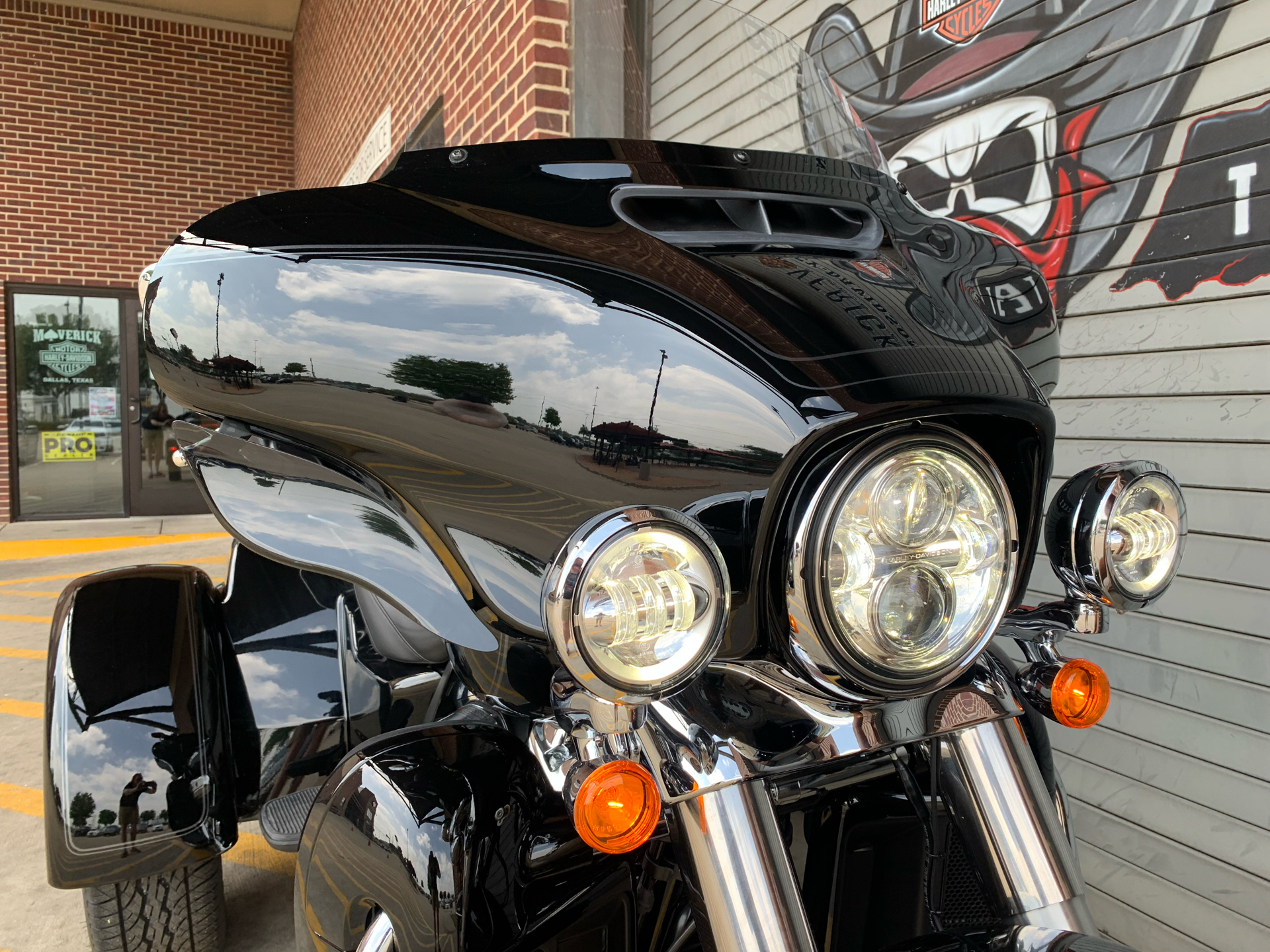 2024 Harley-Davidson Tri Glide® Ultra in Carrollton, Texas - Photo 2