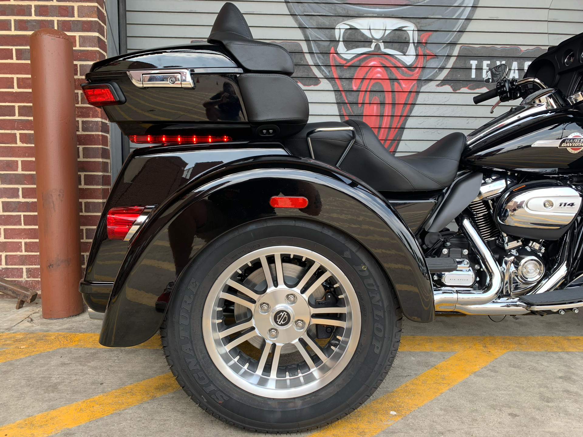 2024 Harley-Davidson Tri Glide® Ultra in Carrollton, Texas - Photo 6