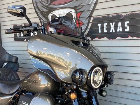2021 Harley-Davidson CVO™ Limited in Carrollton, Texas - Photo 2