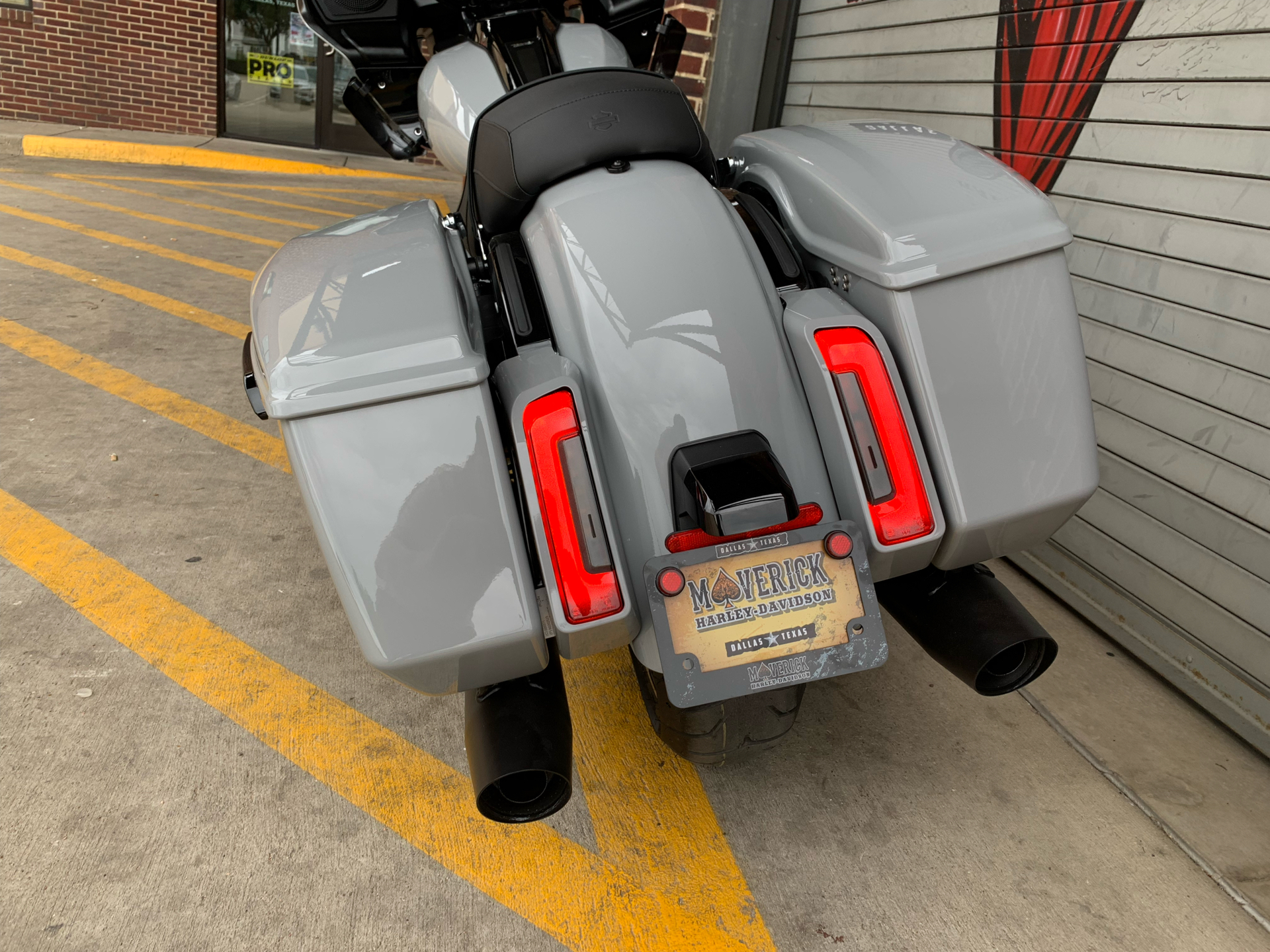 2024 Harley-Davidson Road Glide® in Carrollton, Texas - Photo 16