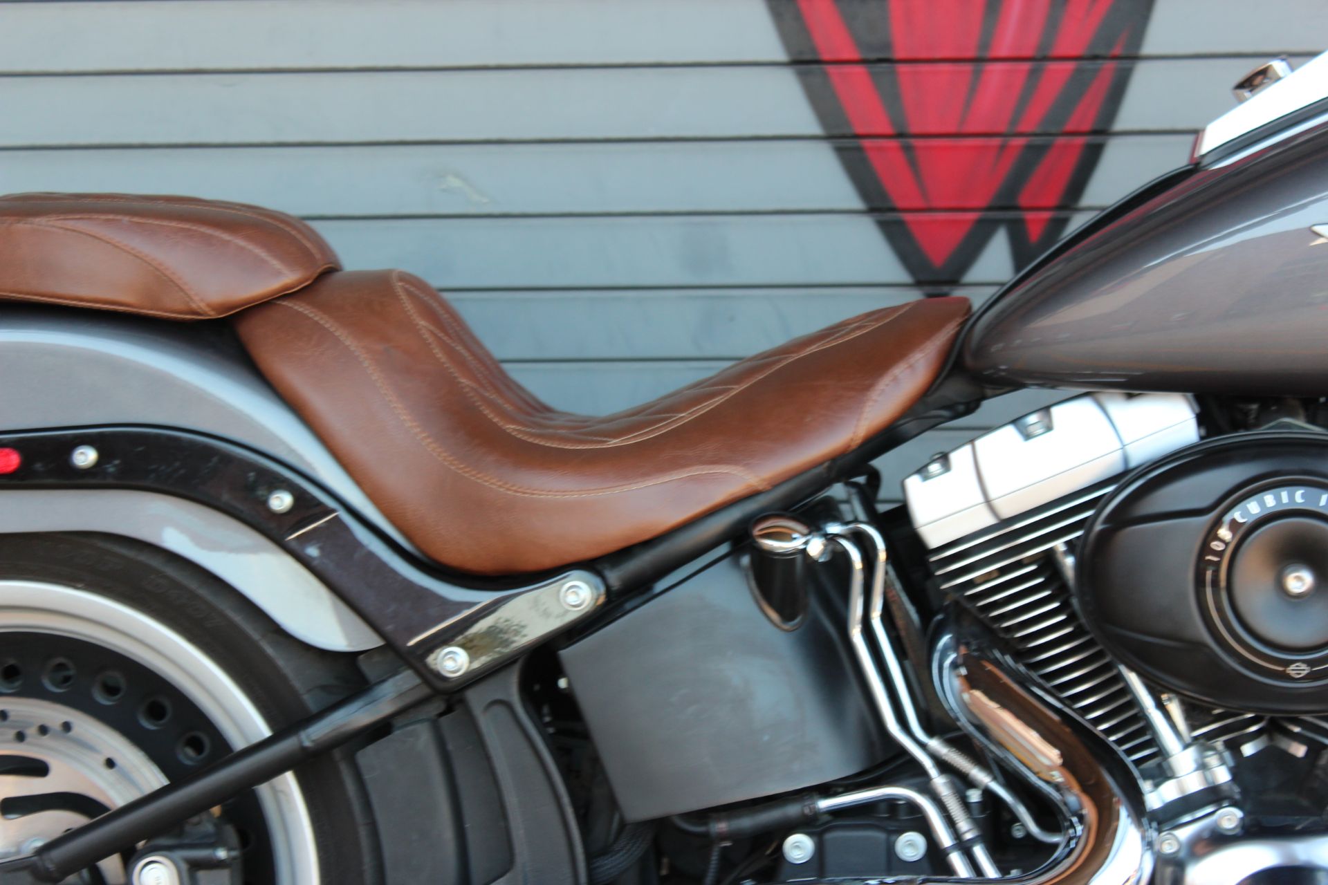 2015 Harley-Davidson Fat Boy® Lo in Carrollton, Texas - Photo 8