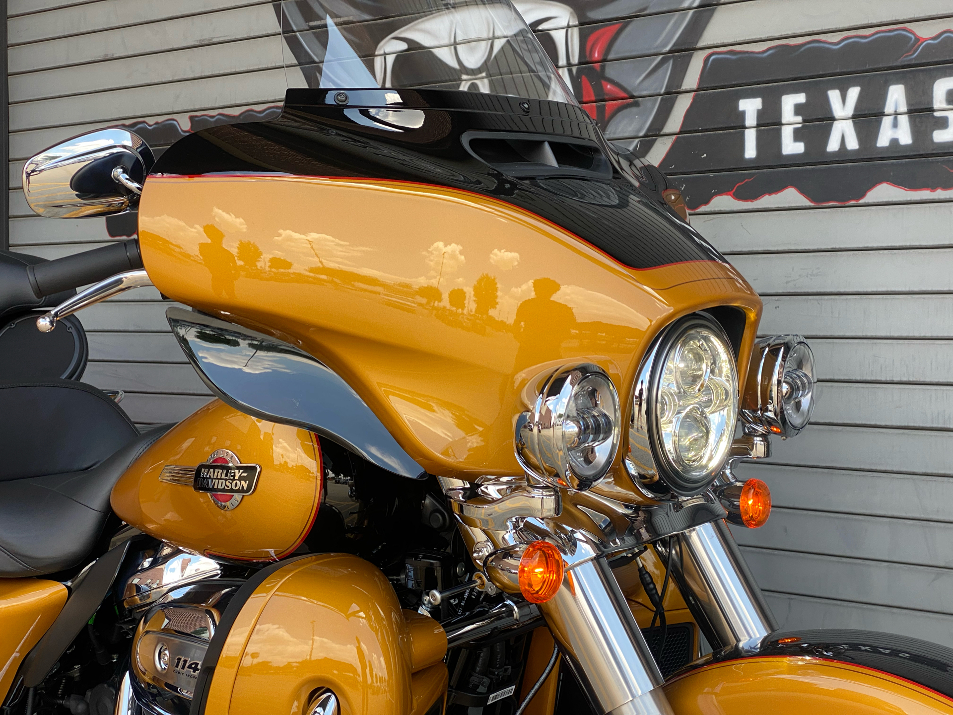 2023 Harley-Davidson Tri Glide® Ultra in Carrollton, Texas - Photo 2