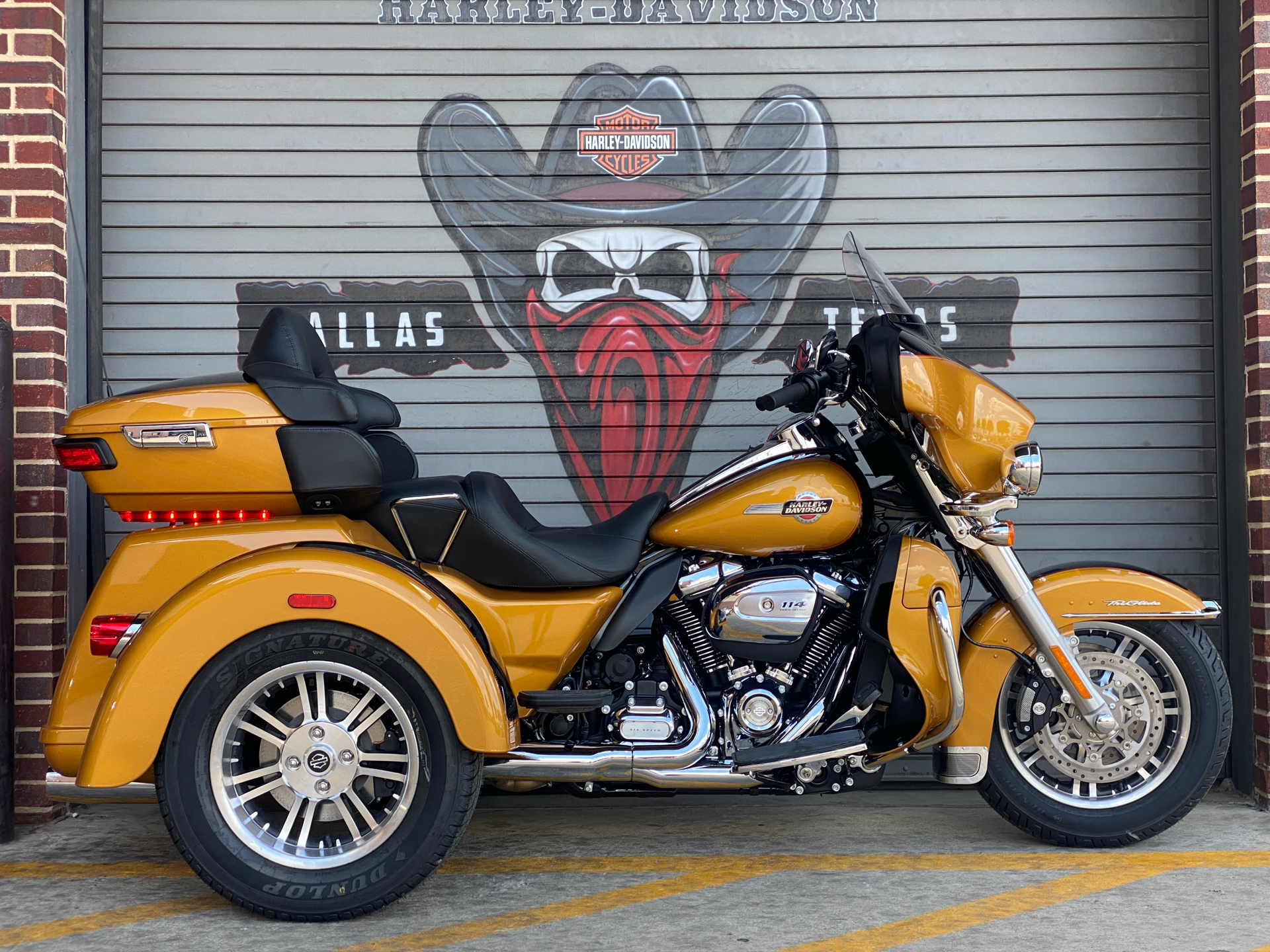 2023 Harley-Davidson Tri Glide® Ultra in Carrollton, Texas - Photo 3