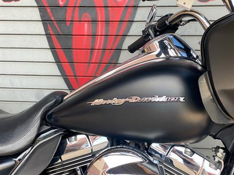 2015 Harley-Davidson Road Glide® Special in Carrollton, Texas - Photo 5