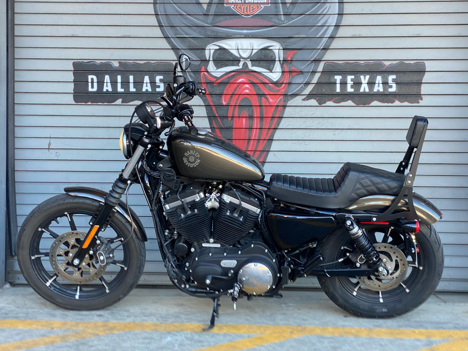 2020 Harley-Davidson Iron 883™ in Carrollton, Texas - Photo 13