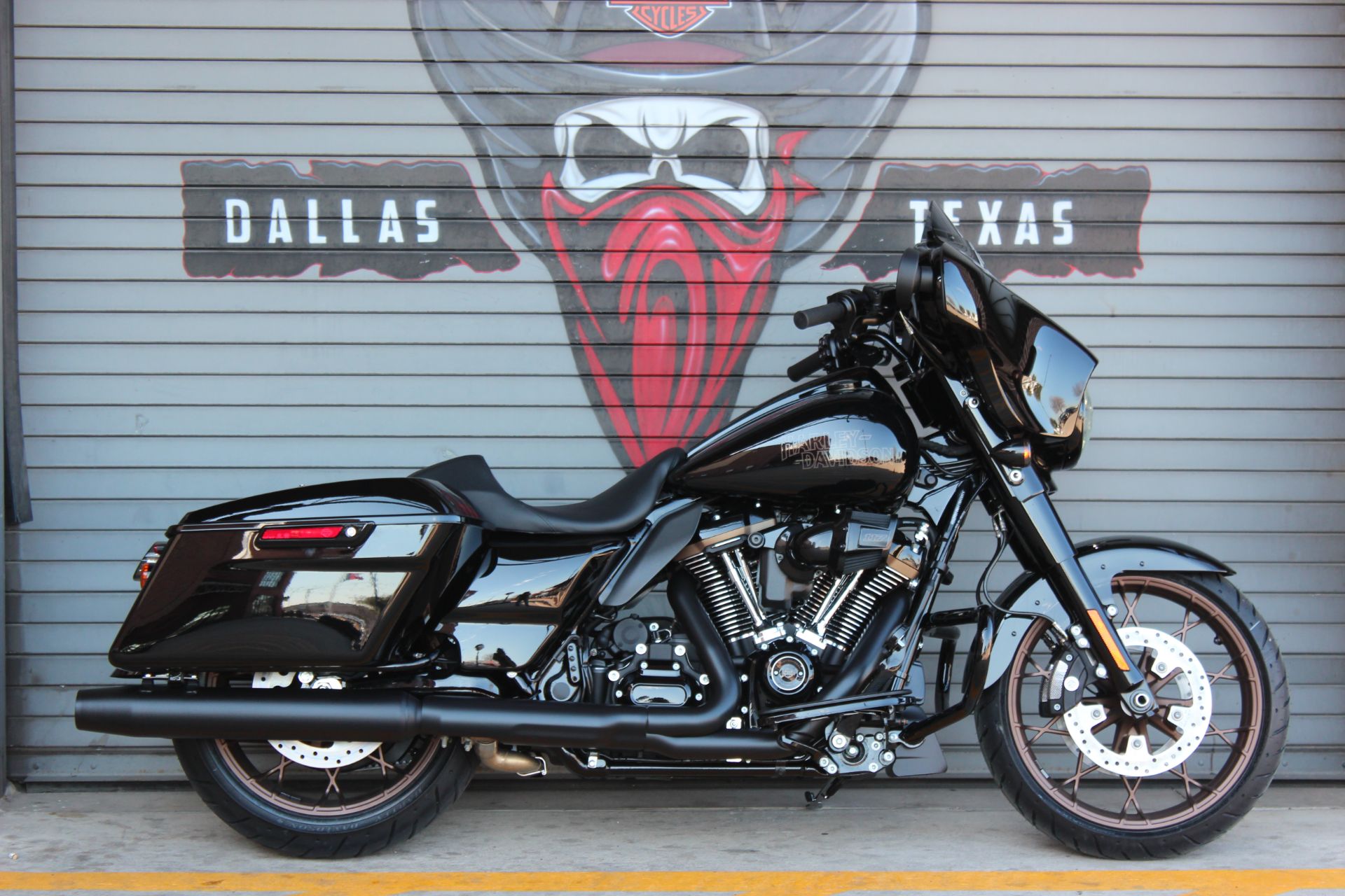 2023 Harley-Davidson Street Glide® ST in Carrollton, Texas - Photo 3