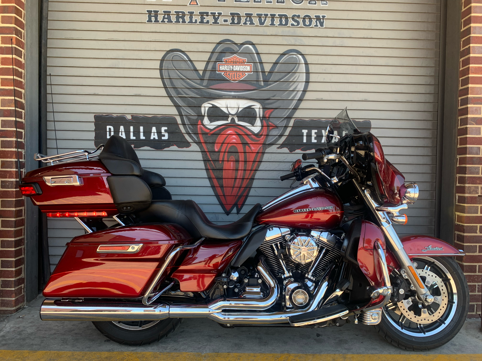 2016 Harley-Davidson Ultra Limited Low in Carrollton, Texas - Photo 3