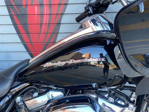 2018 Harley-Davidson Road Glide® in Carrollton, Texas - Photo 5
