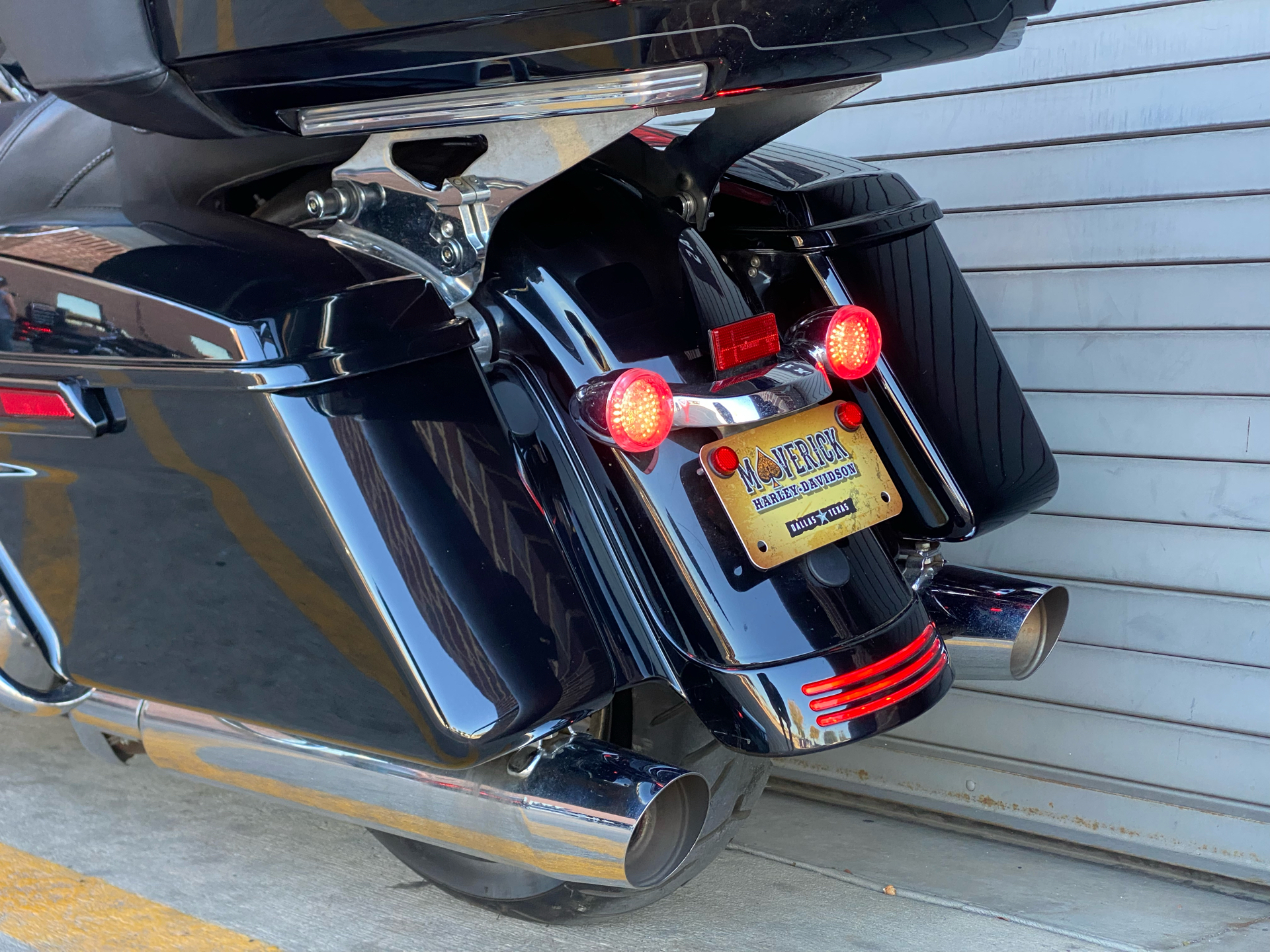 2018 Harley-Davidson Road Glide® in Carrollton, Texas - Photo 21