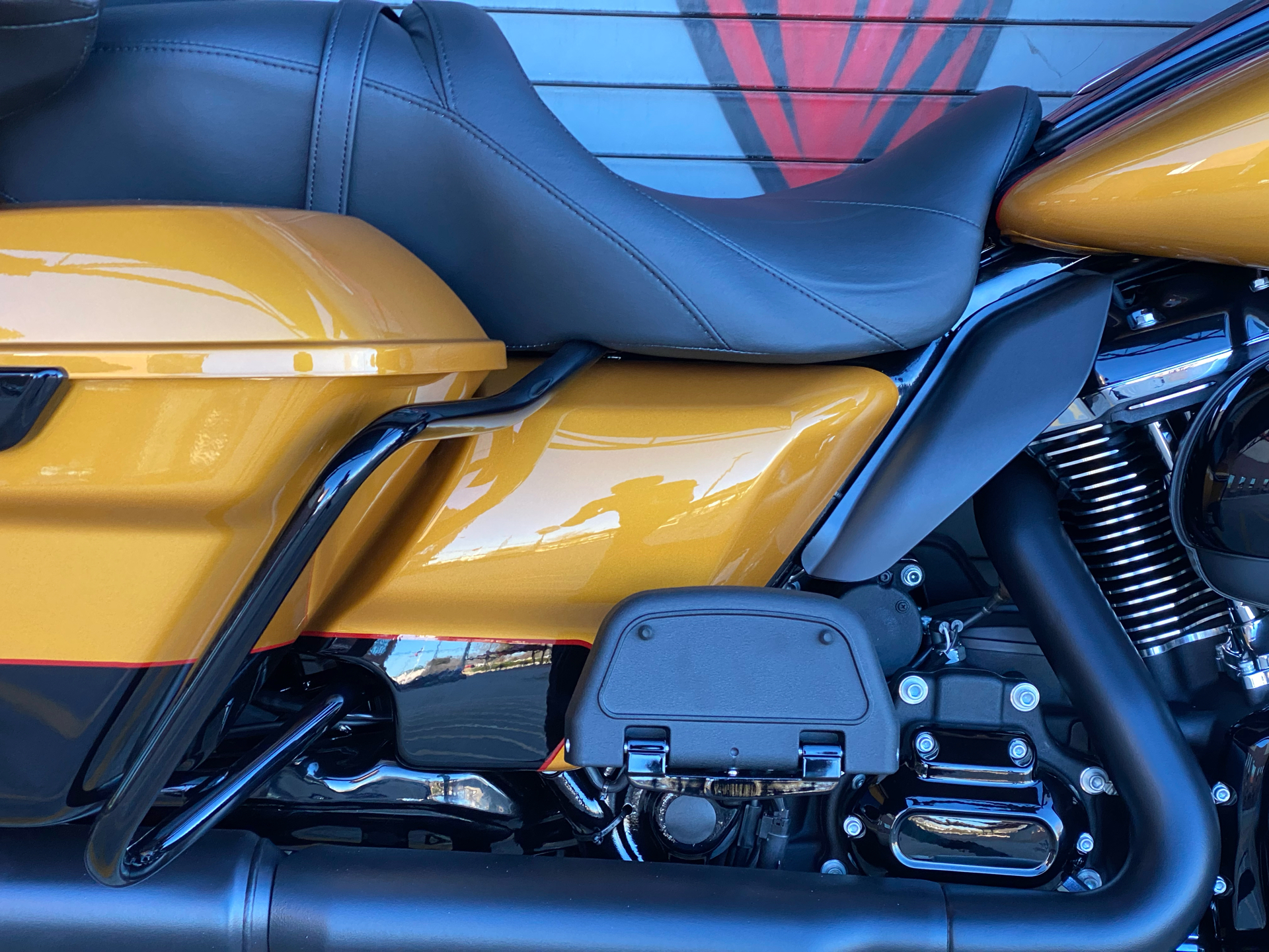 2023 Harley-Davidson Road Glide® Limited in Carrollton, Texas - Photo 8