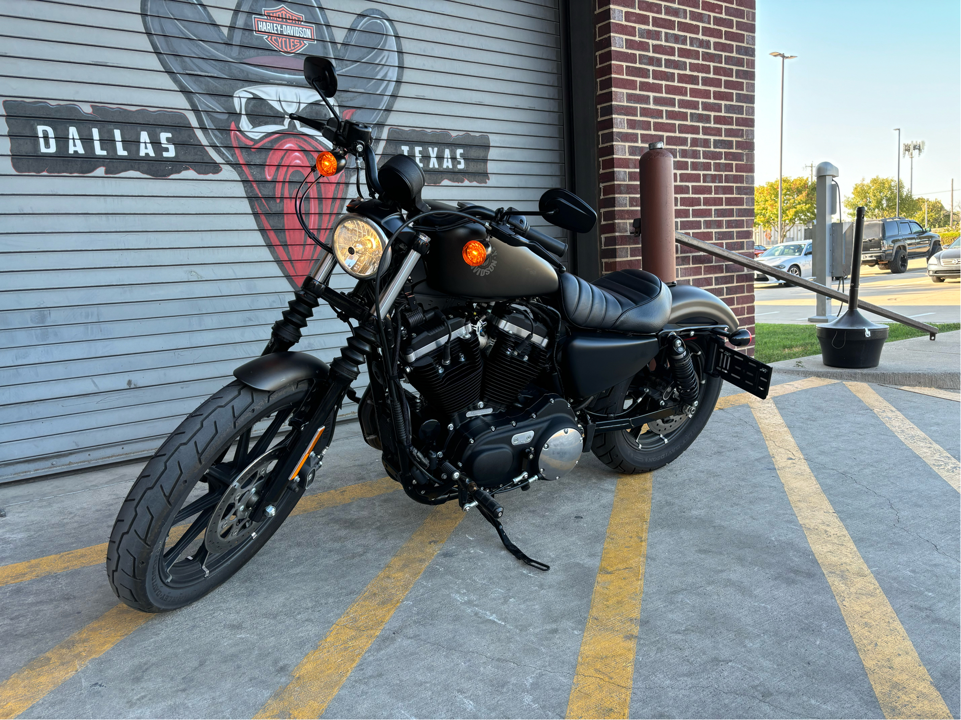 2021 Harley-Davidson Iron 883™ in Carrollton, Texas - Photo 9