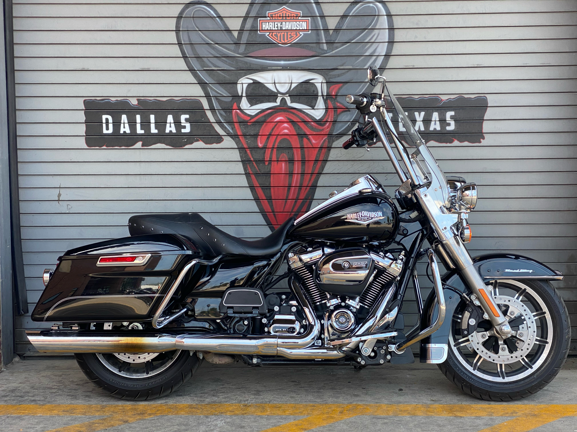 2017 Harley-Davidson Road King® in Carrollton, Texas - Photo 3
