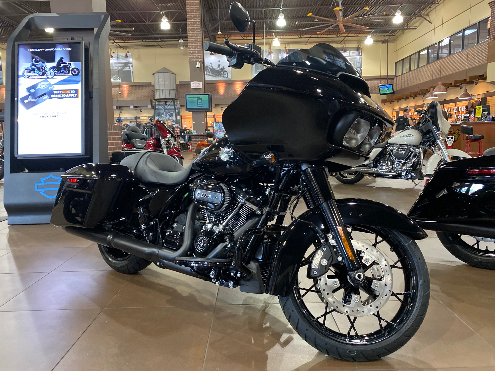 2022 Harley-Davidson Road Glide® Special in Carrollton, Texas - Photo 1