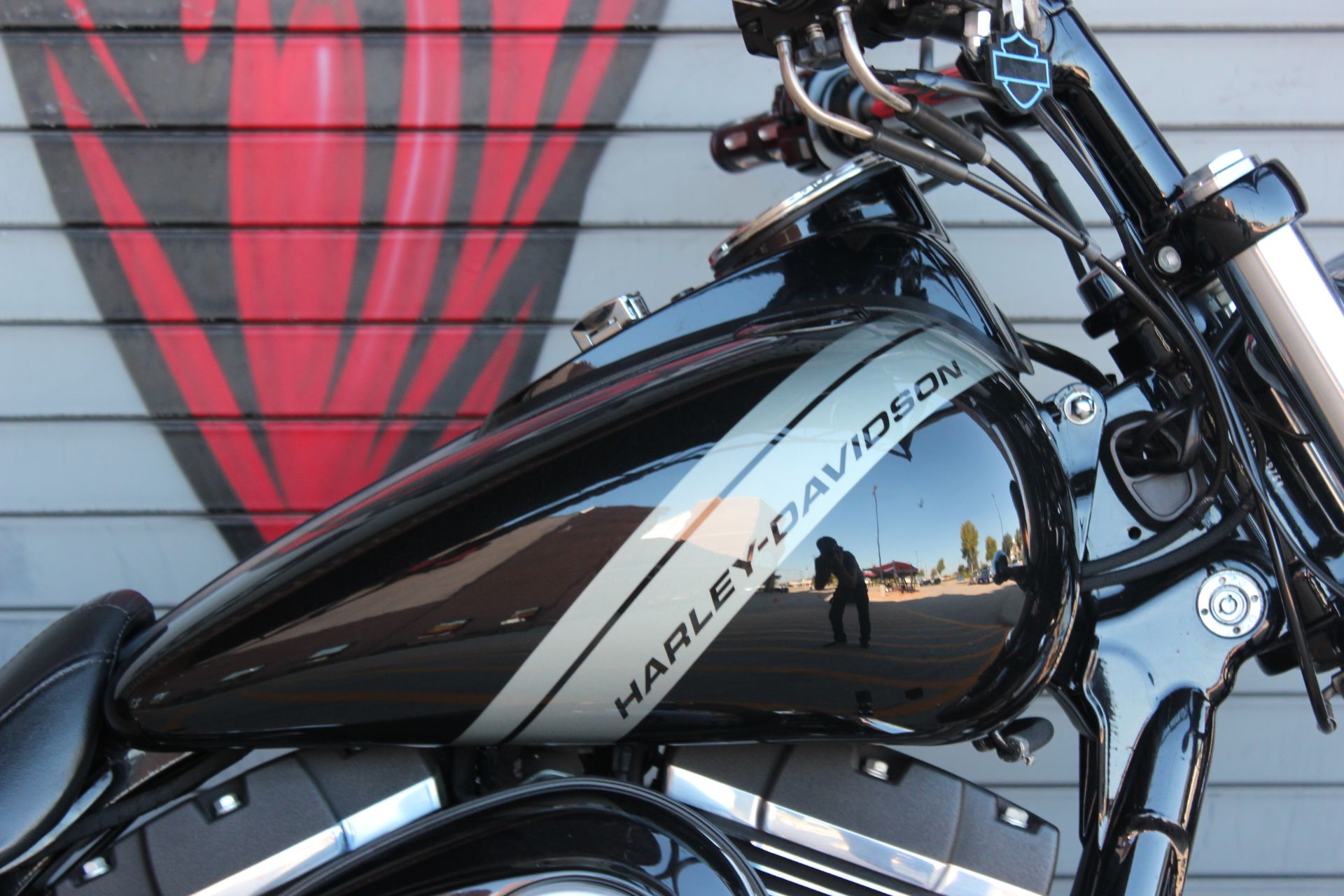 2015 Harley-Davidson Fat Bob® in Carrollton, Texas - Photo 6